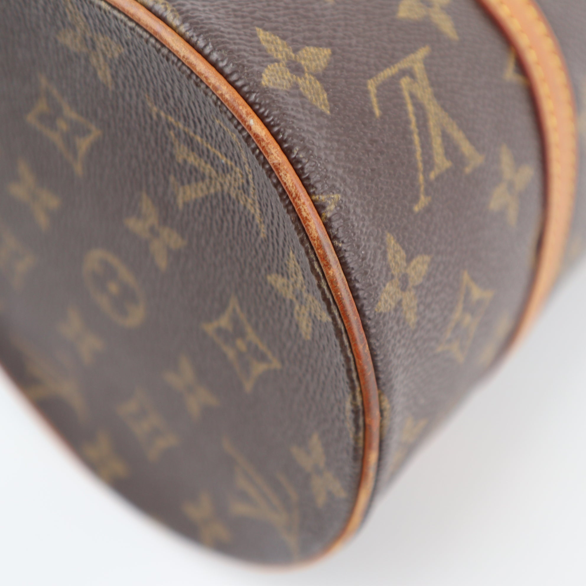 Louis Vuitton Monogram Canvas Papillon 30 Shoulder Bag C1889 | Pre-Owned Very Good Brown Monogram Canvas