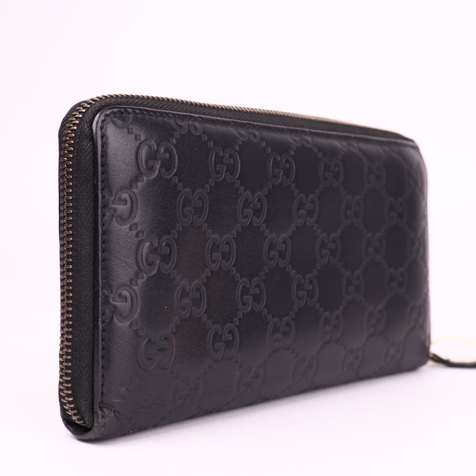J3595 Gucci Zip Around Wallet Signature Grey- Pre Owned