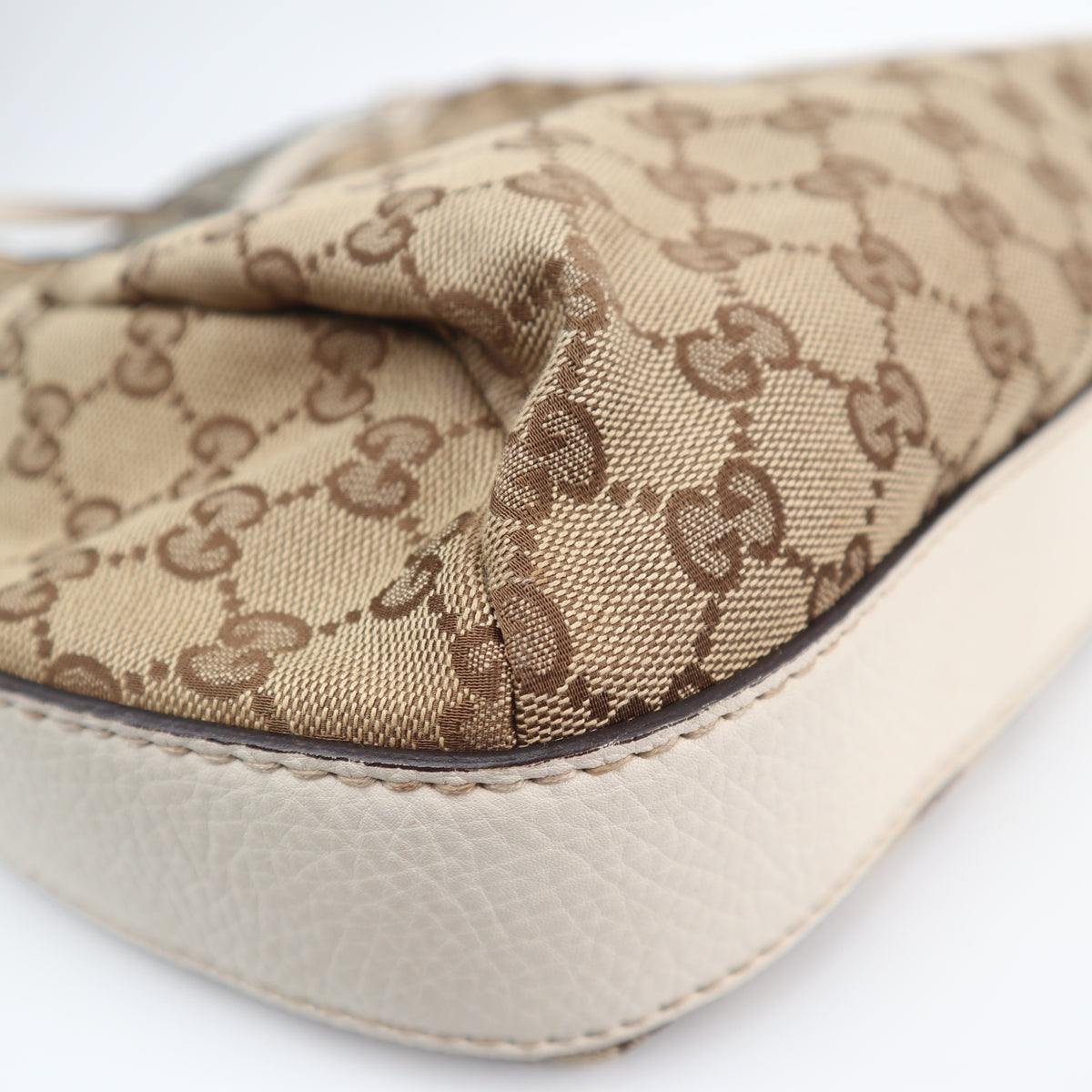 C2823 Gucci Shoulder Bag GG Canvas Bamboo Bar Hobo Bag | Pre-Owned Very Good Brown GG Canvas Canvas