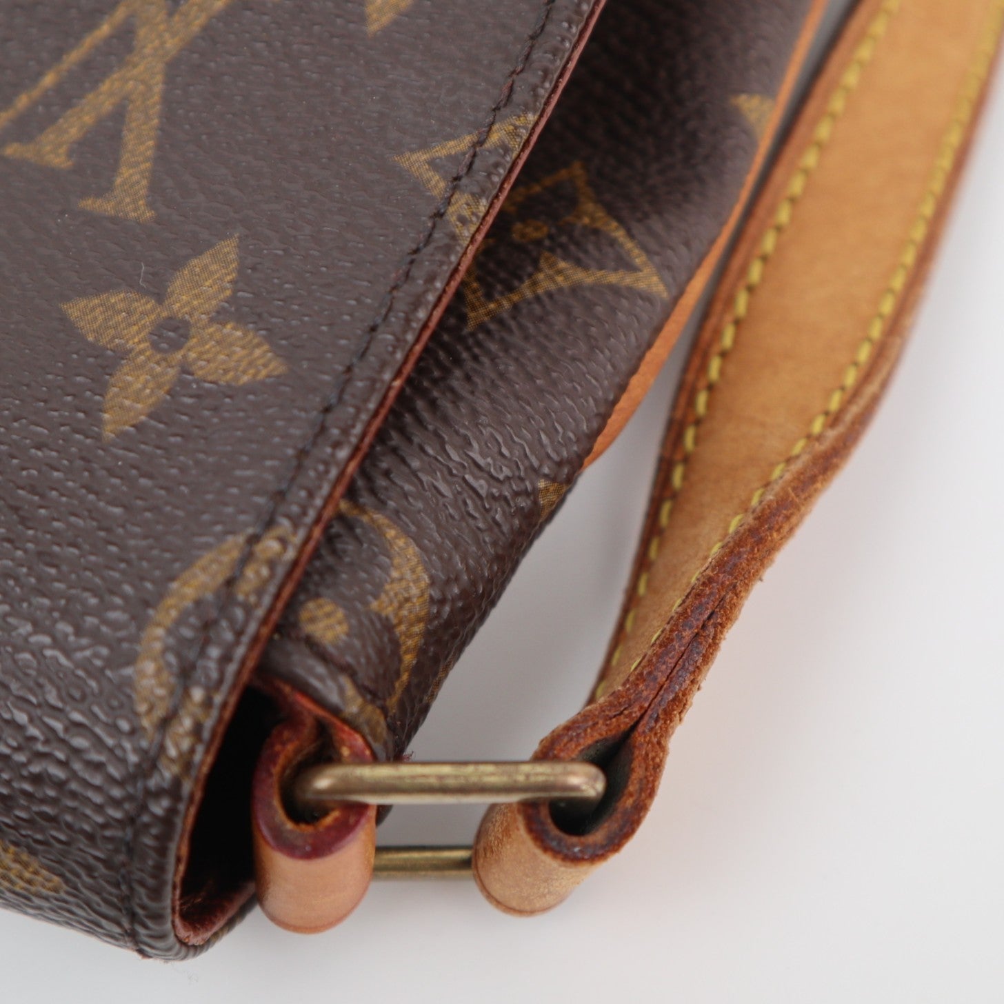 Louis Vuitton Monogram Canvas Musette Tango Shoulder Bag C1893 | Pre-Owned Very Good Brown Monogram Canvas