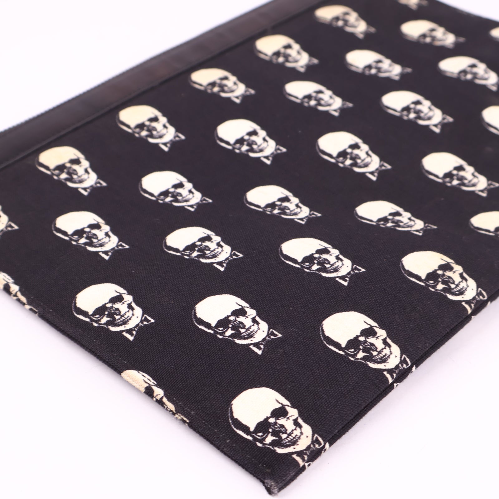 J3588 Saint Laurent Canvas Skull Clutch- Pre Owned