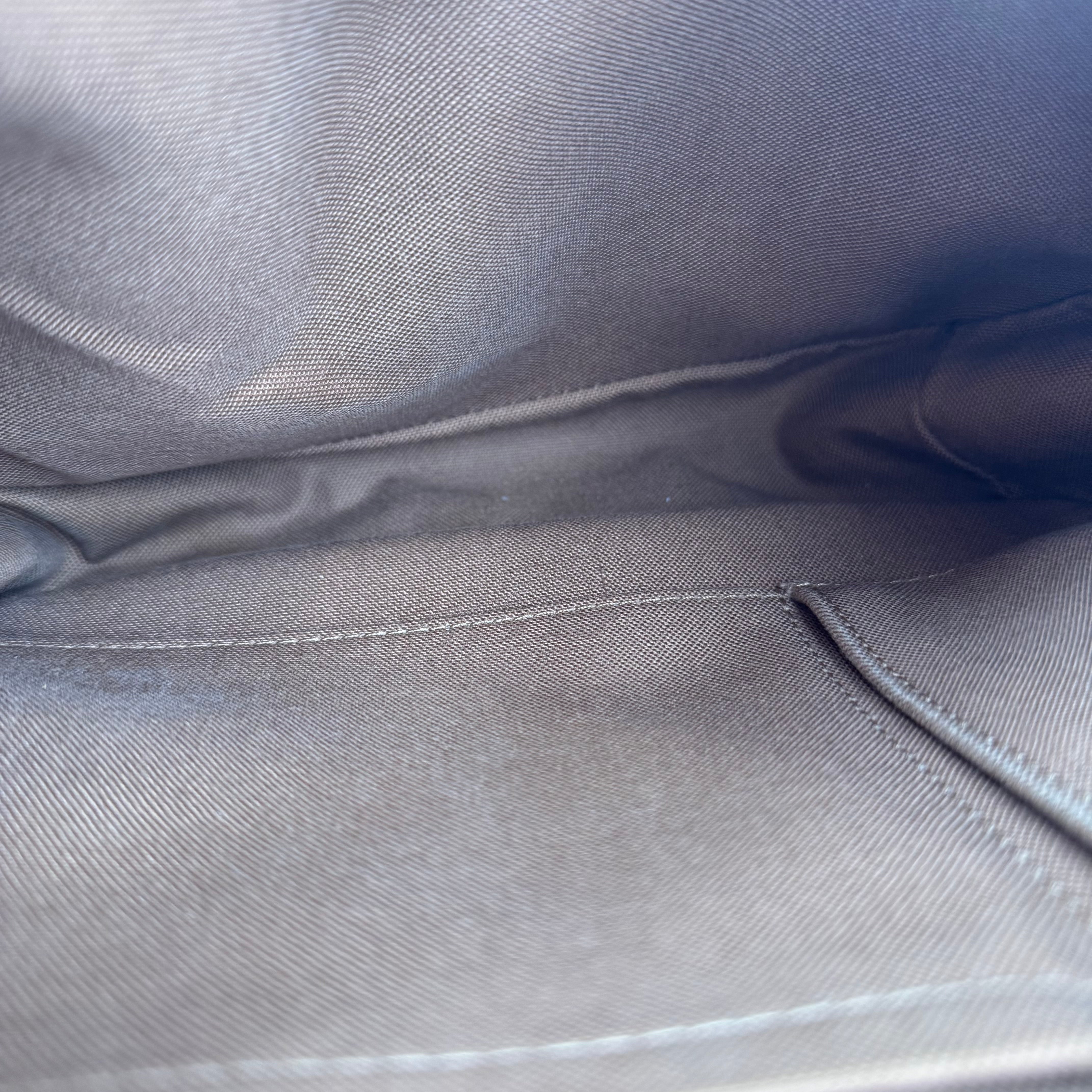 J3717 Louis Vuitton Bosphore PM Shoulder Bag- Pre Owned