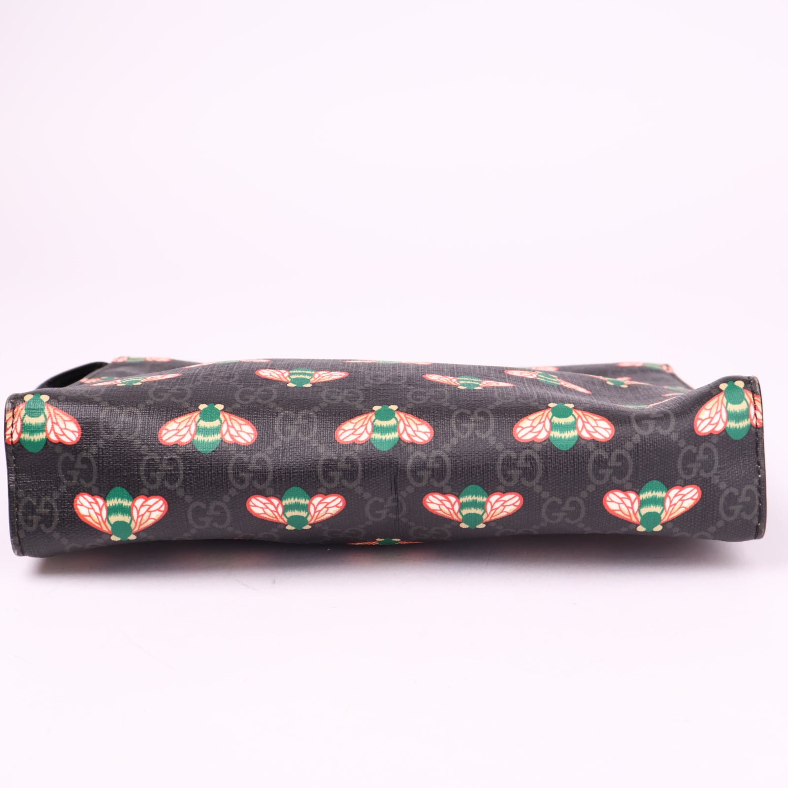 J3581 Gucci GG Supreme Bestiary Pouch- Pre Owned