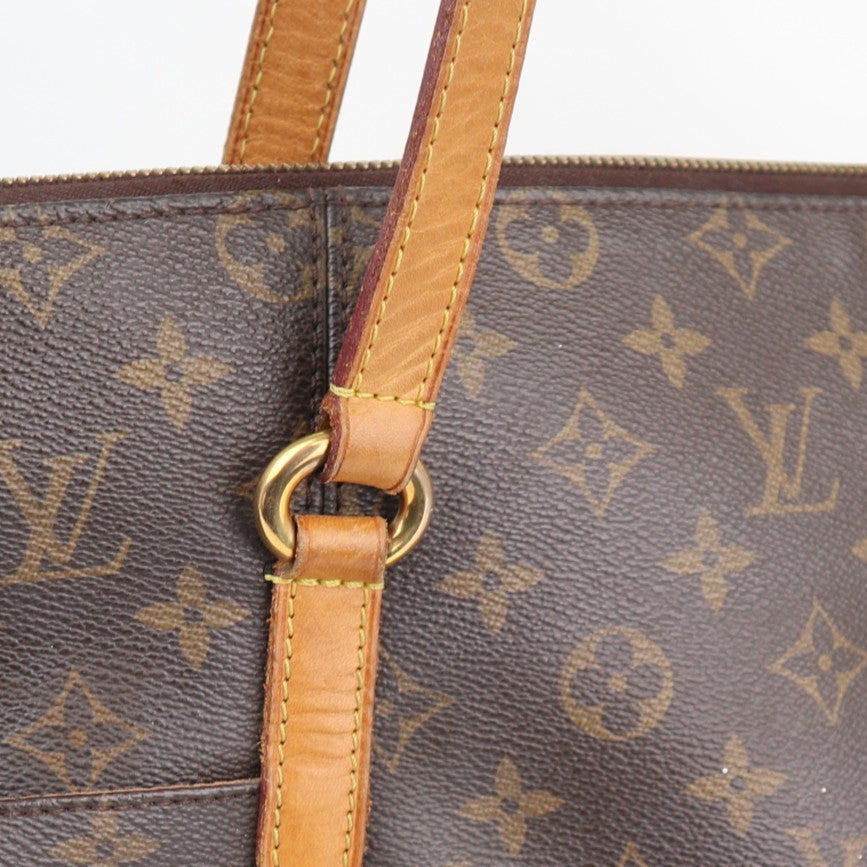 C1913 Louis Vuitton Shoulder Bag Monogram Canvas Totally MM | Pre-Owned Very Good Brown Canvas Monogram