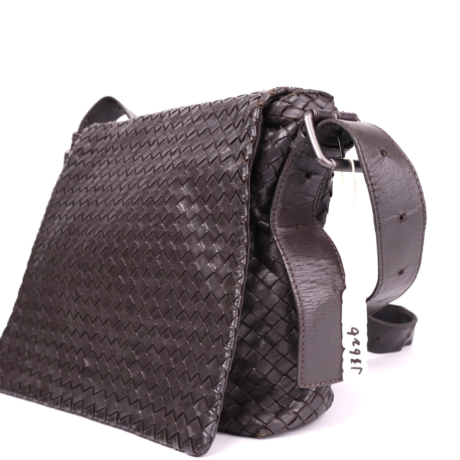 J3626 Bottega Veneta Brown Intrecciato Leather Messenger Bag- Pre Owned