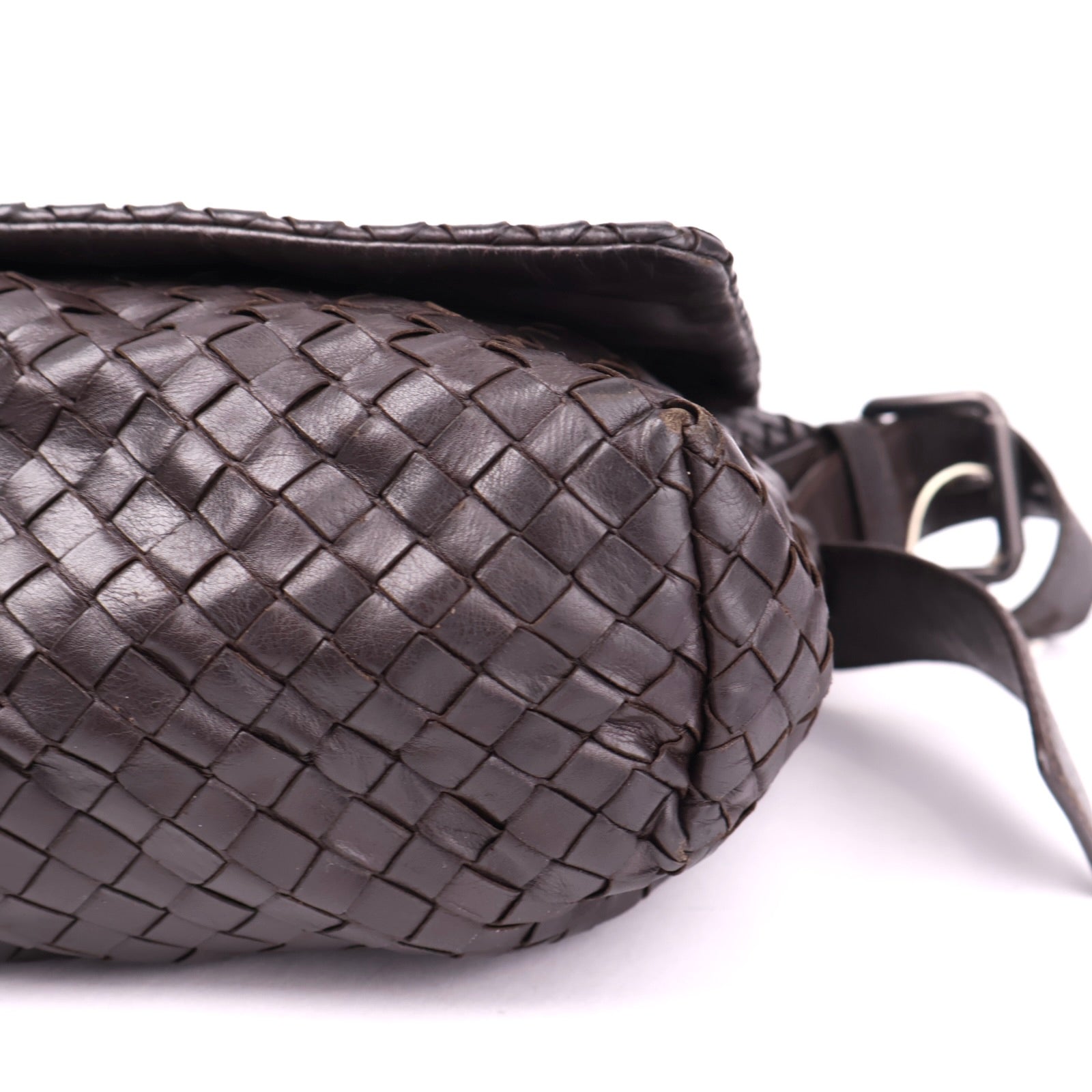 J3626 Bottega Veneta Brown Intrecciato Leather Messenger Bag- Pre Owned