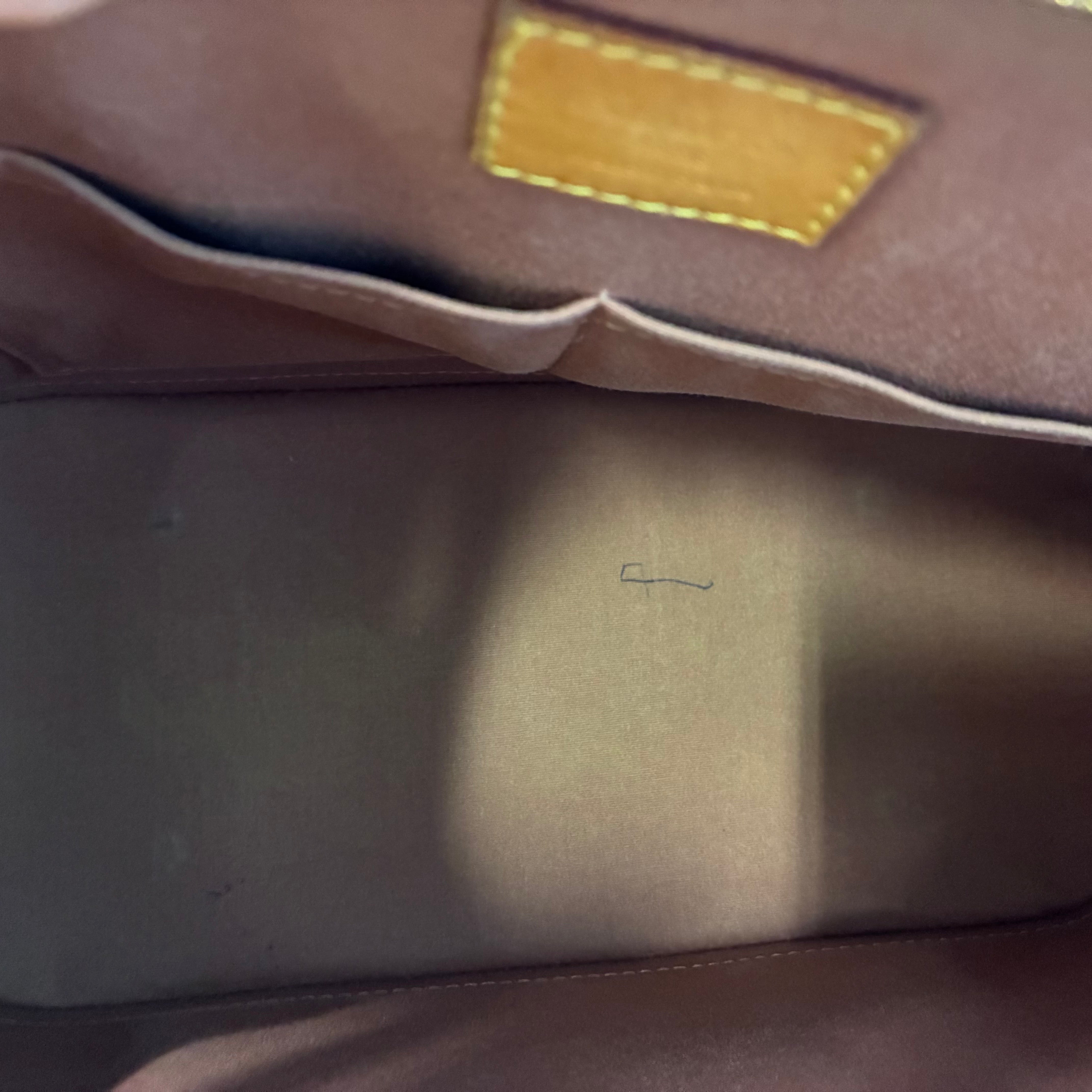 J3679  Louis Vuitton Monogram Vernis Alma PM