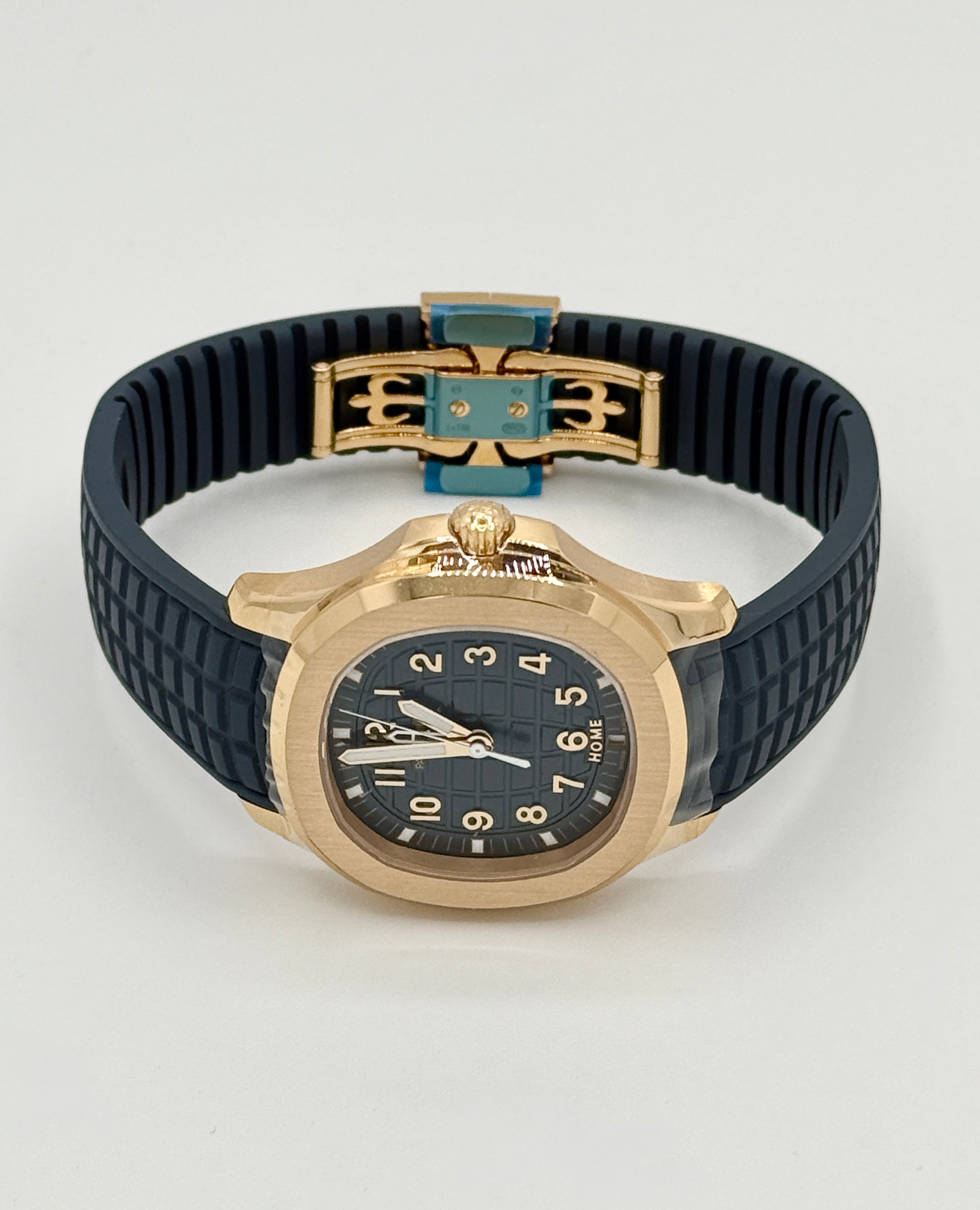 Patek Philippe AQUANAUT 38.8mm 5269R-001