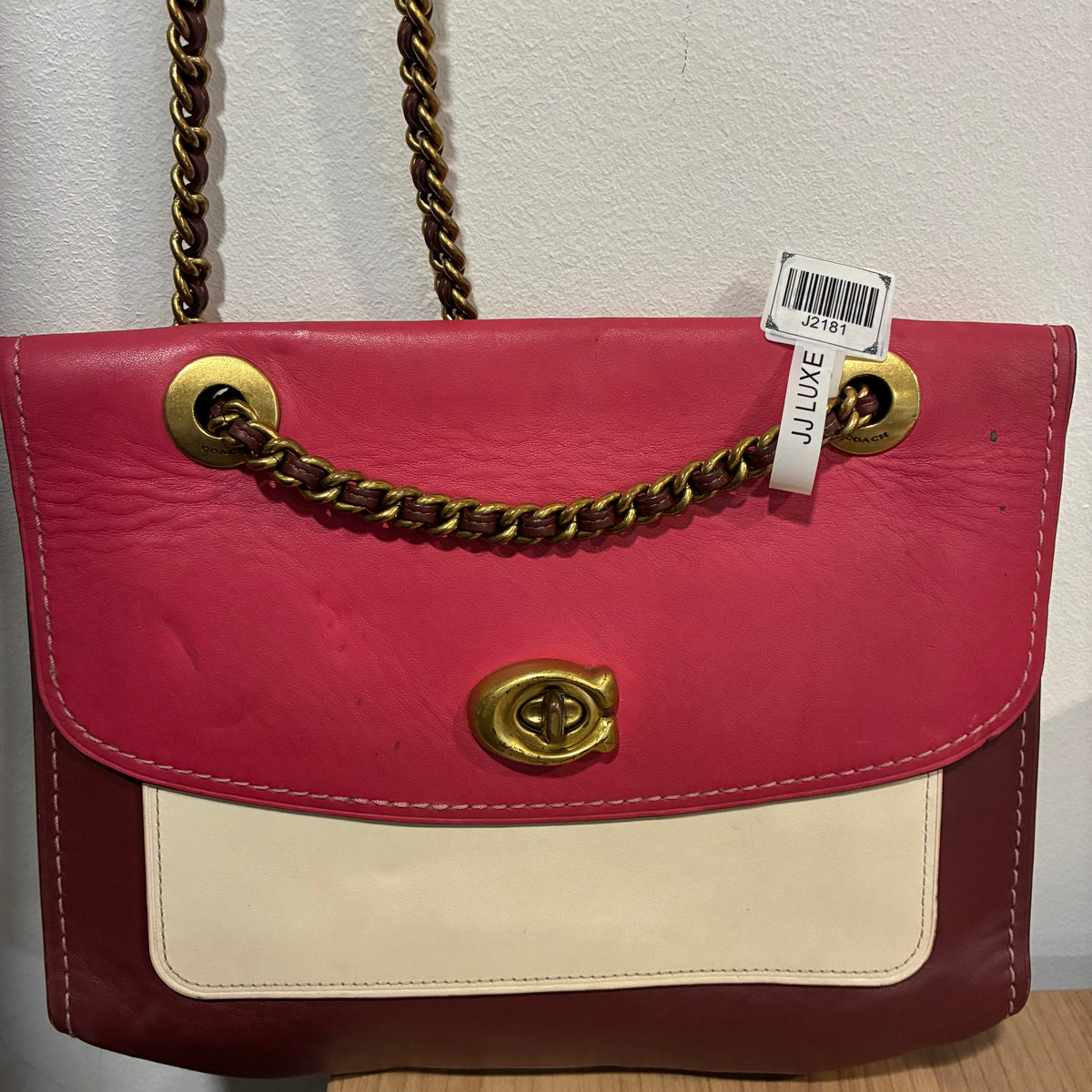 J2181# Coach Shoulder Bag Red leather | Pre-Owned Like New Red Leather
