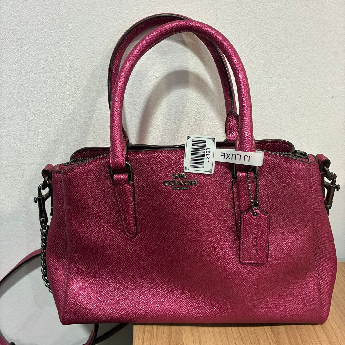 J2193# Coach Shoulder Bag Magenta leather | Pre-Owned Like New Magenta Leather/Plain