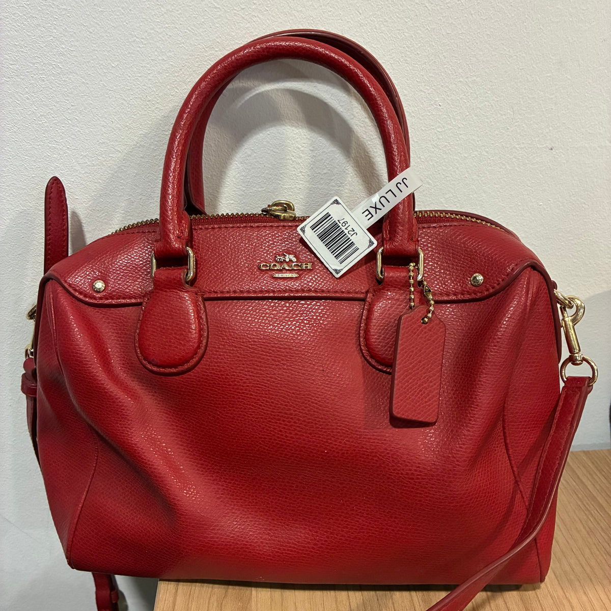 J2197# Coach Shoulder Bag Red leather | Pre-Owned Like New Red Leather/Plain