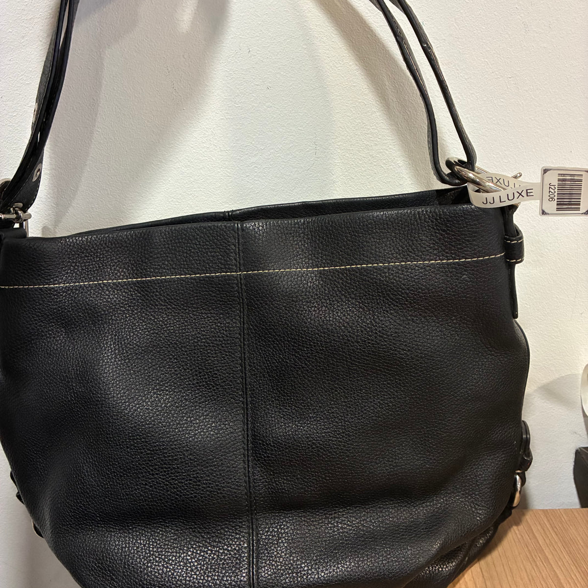 J2206# Coach Shoulder Bag Black leather | Pre-Owned Like New Black Leather/Plain