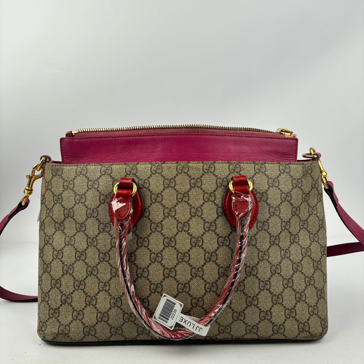 J2239 Gucci Shoulder Bag | Pre-Owned Like New Pink Monogram Leather