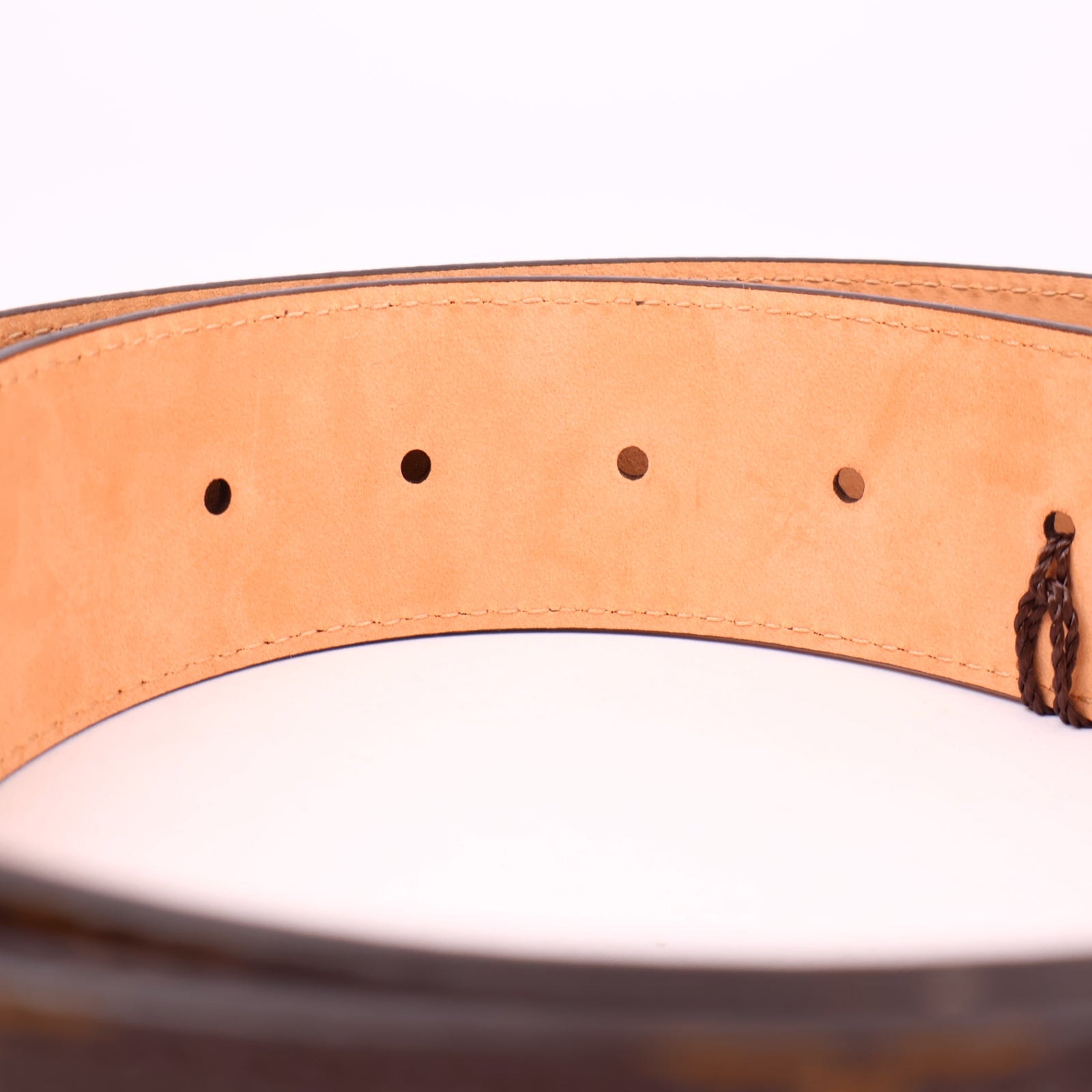 J3664-LOUIS VUITTON, a monogram canvas belt, size 95/38