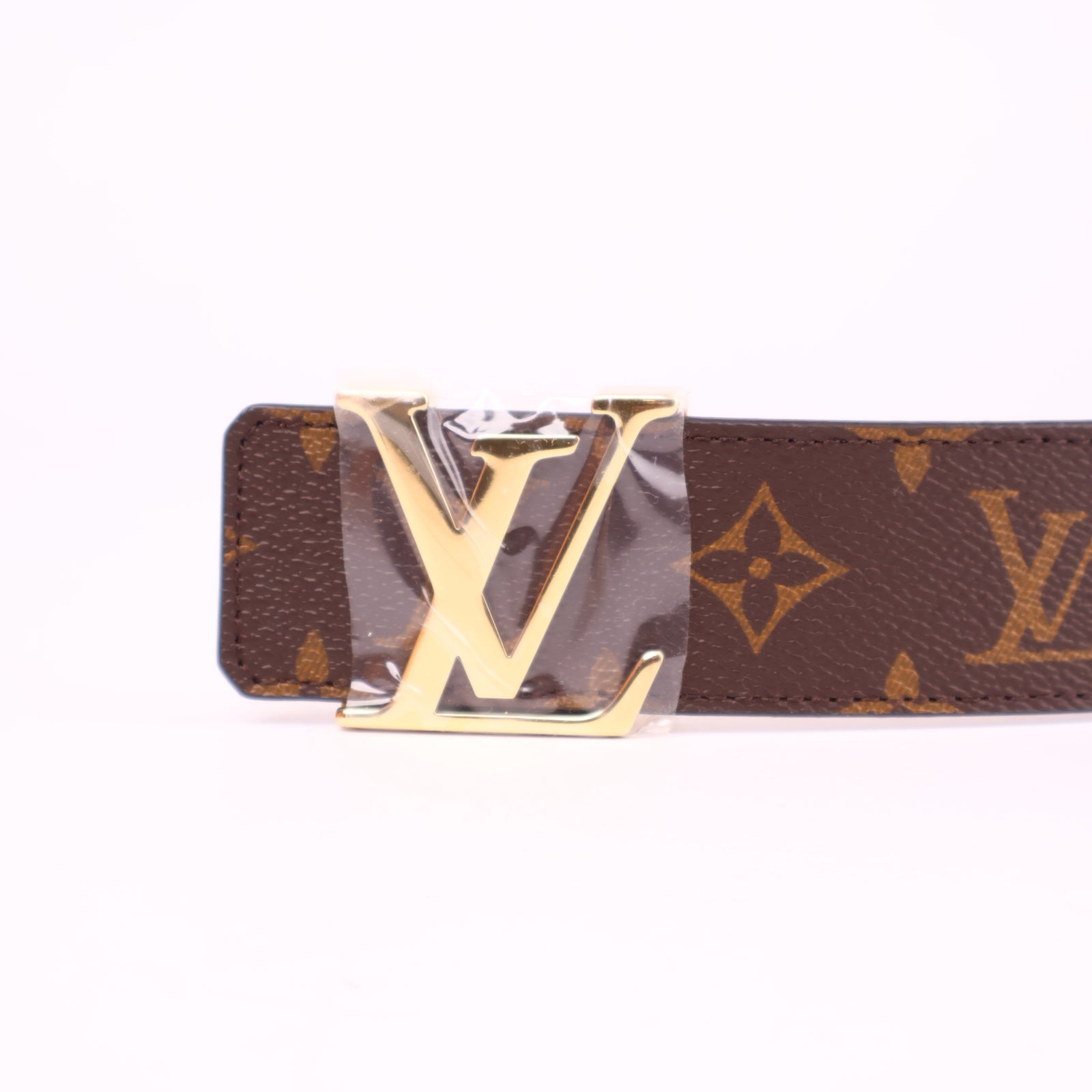 J3664-LOUIS VUITTON, a monogram canvas belt, size 95/38