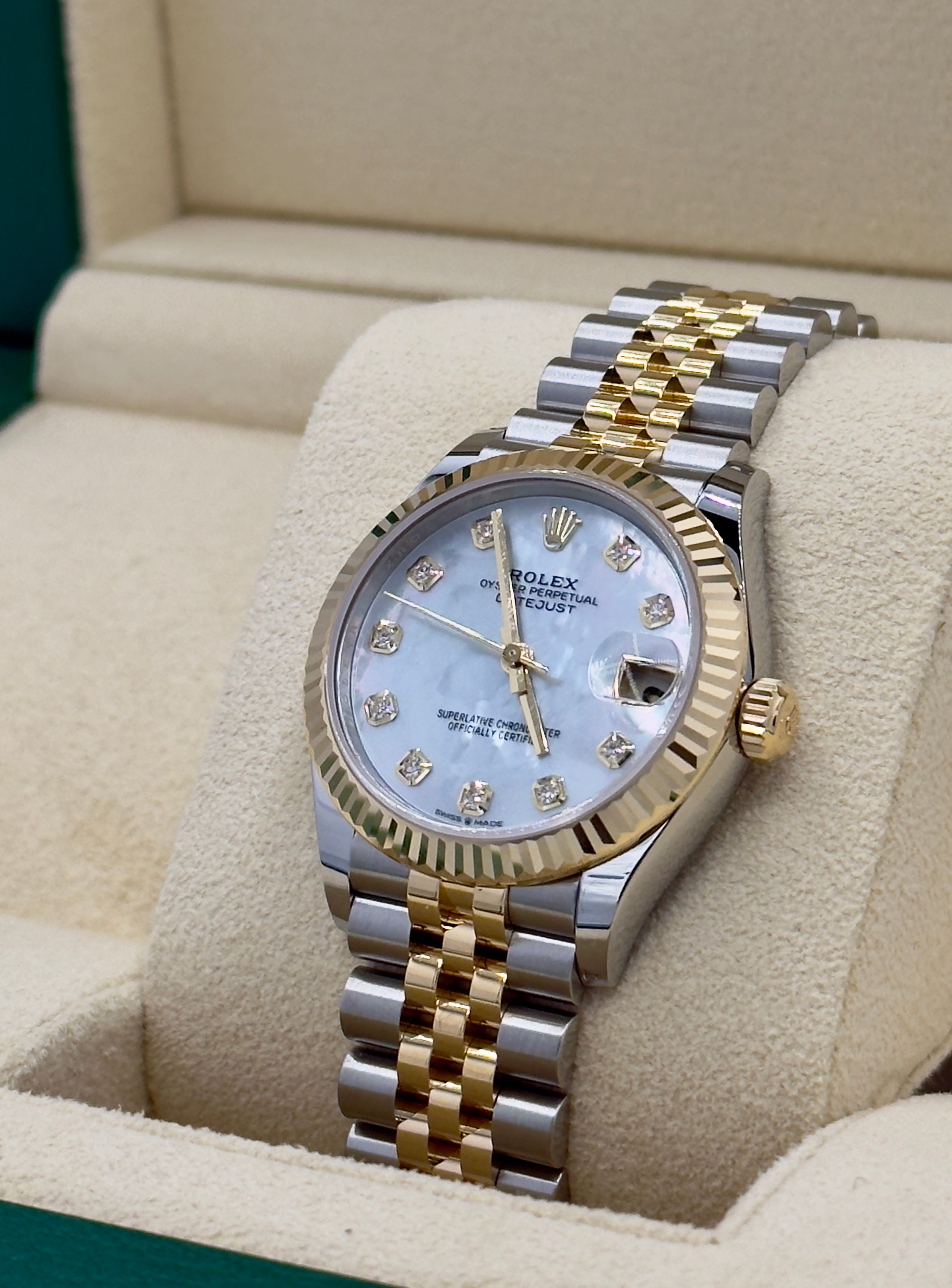 Rolex Datejust White Mother-of-pearl 31mm 278273