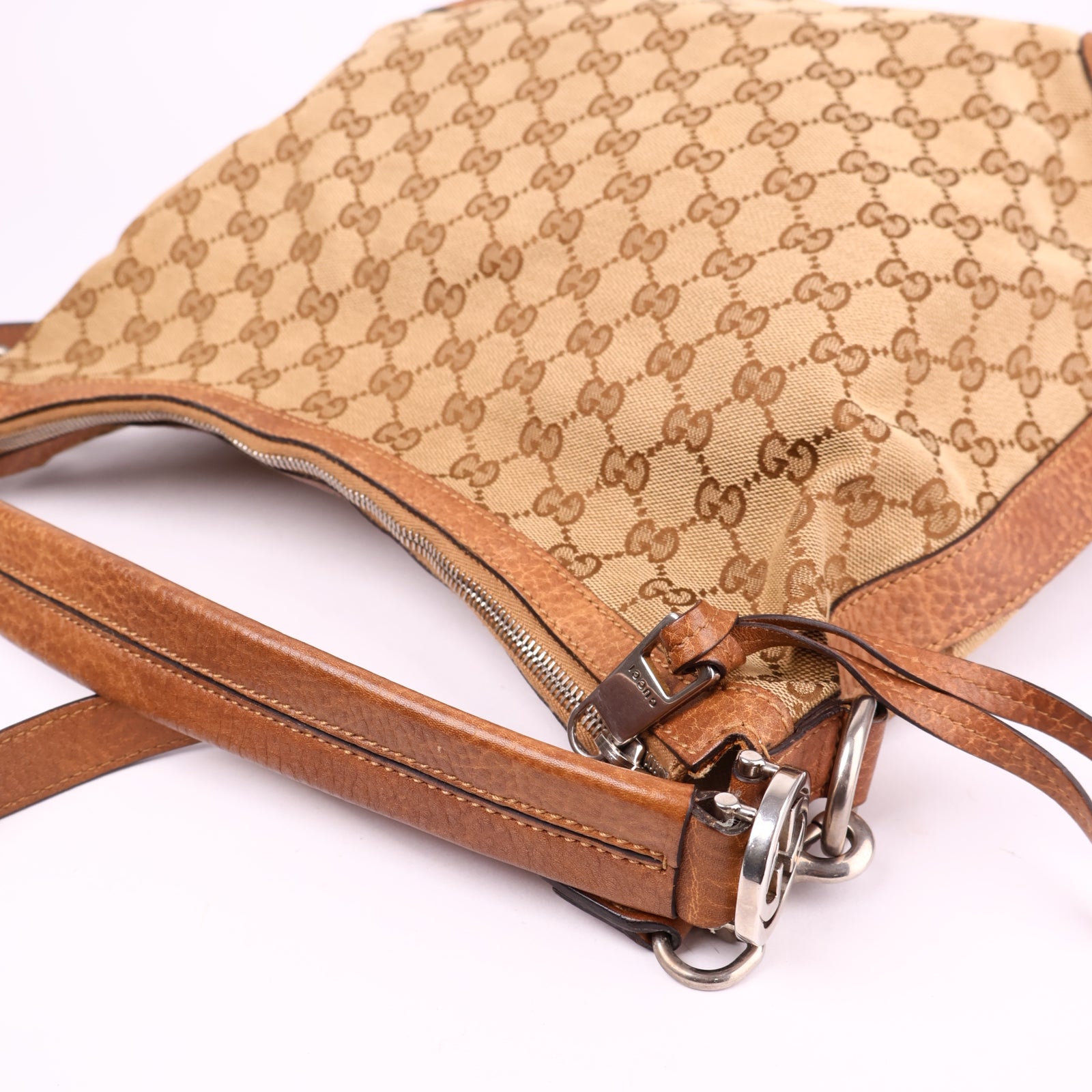 J3672-Gucci Bree Tote in GG Supreme, GG Canvas- Pre Owned