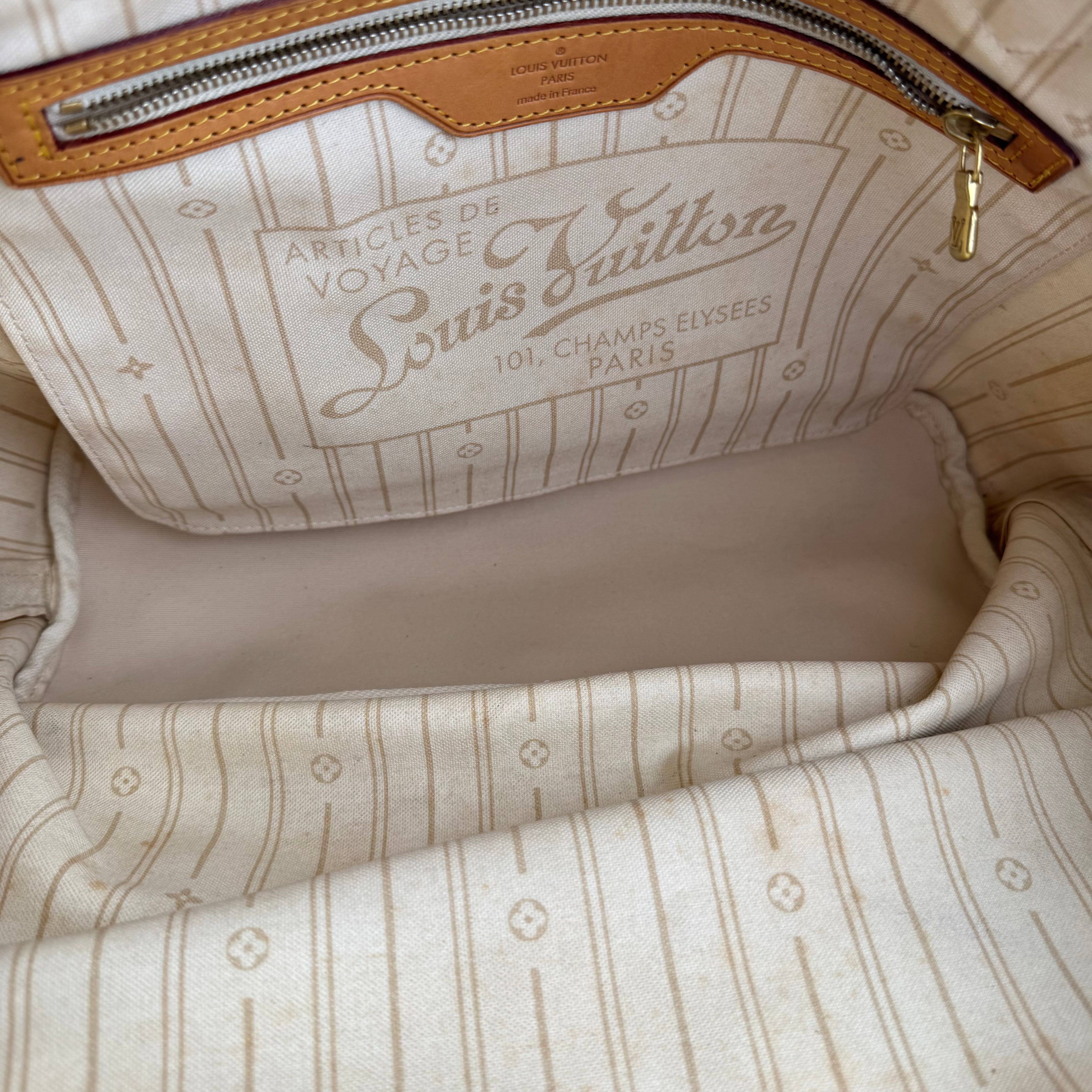 J2071 Louis Vuitton Damier Azur Canvas Neverfull MM Bag- Pre Owned