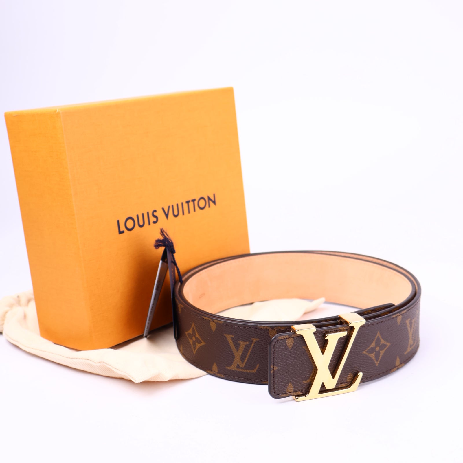 J3661-LOUIS VUITTON, a monogram canvas belt, size 95/38