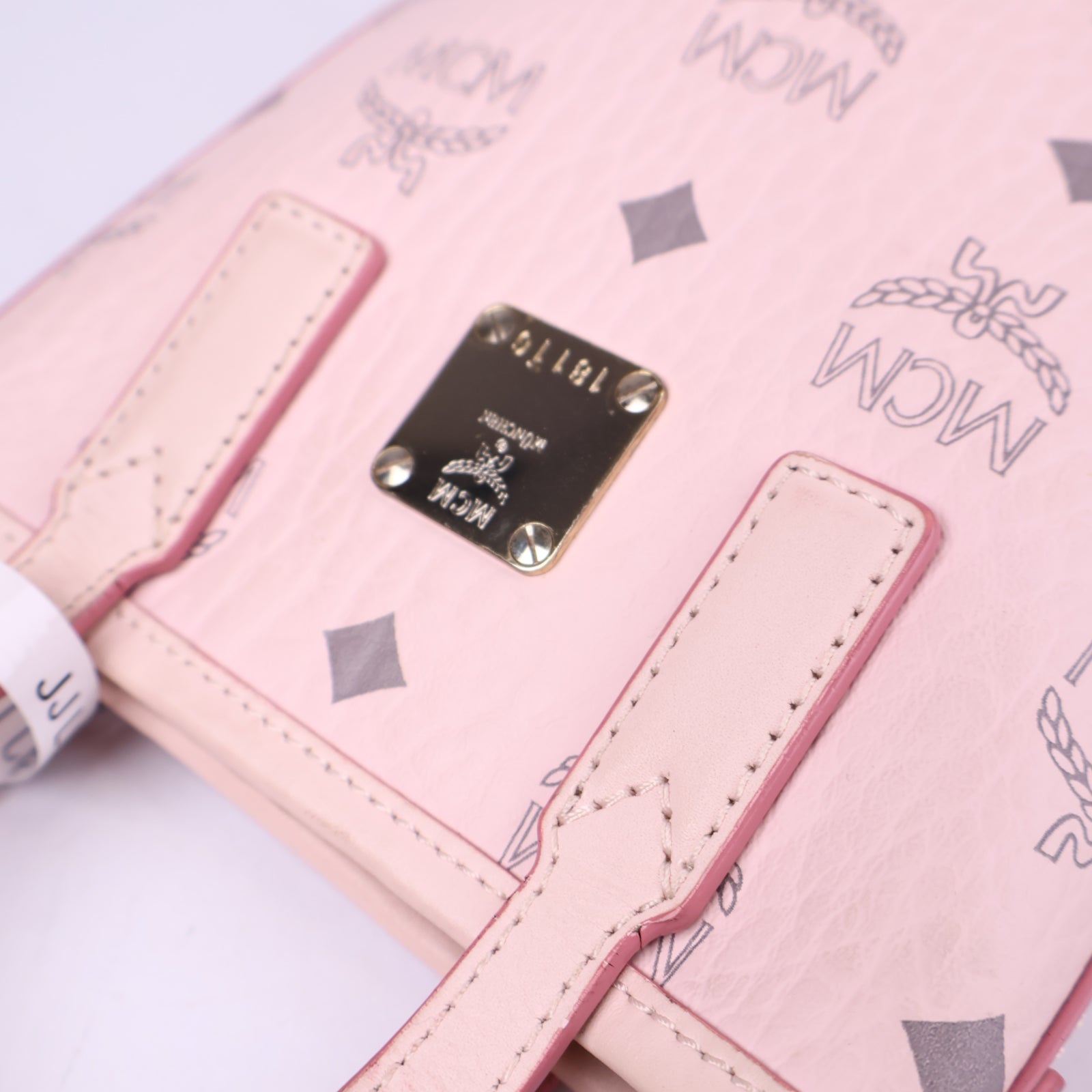J3704-MCM Visetos Mini Aren Crossbody- Pre Owned
