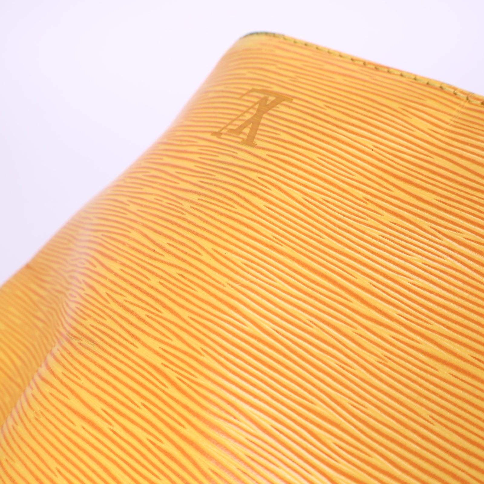 J3703-LOUIS VUITTON Epi Petit Noe Shoulder Bag Yellow - Pre Owned