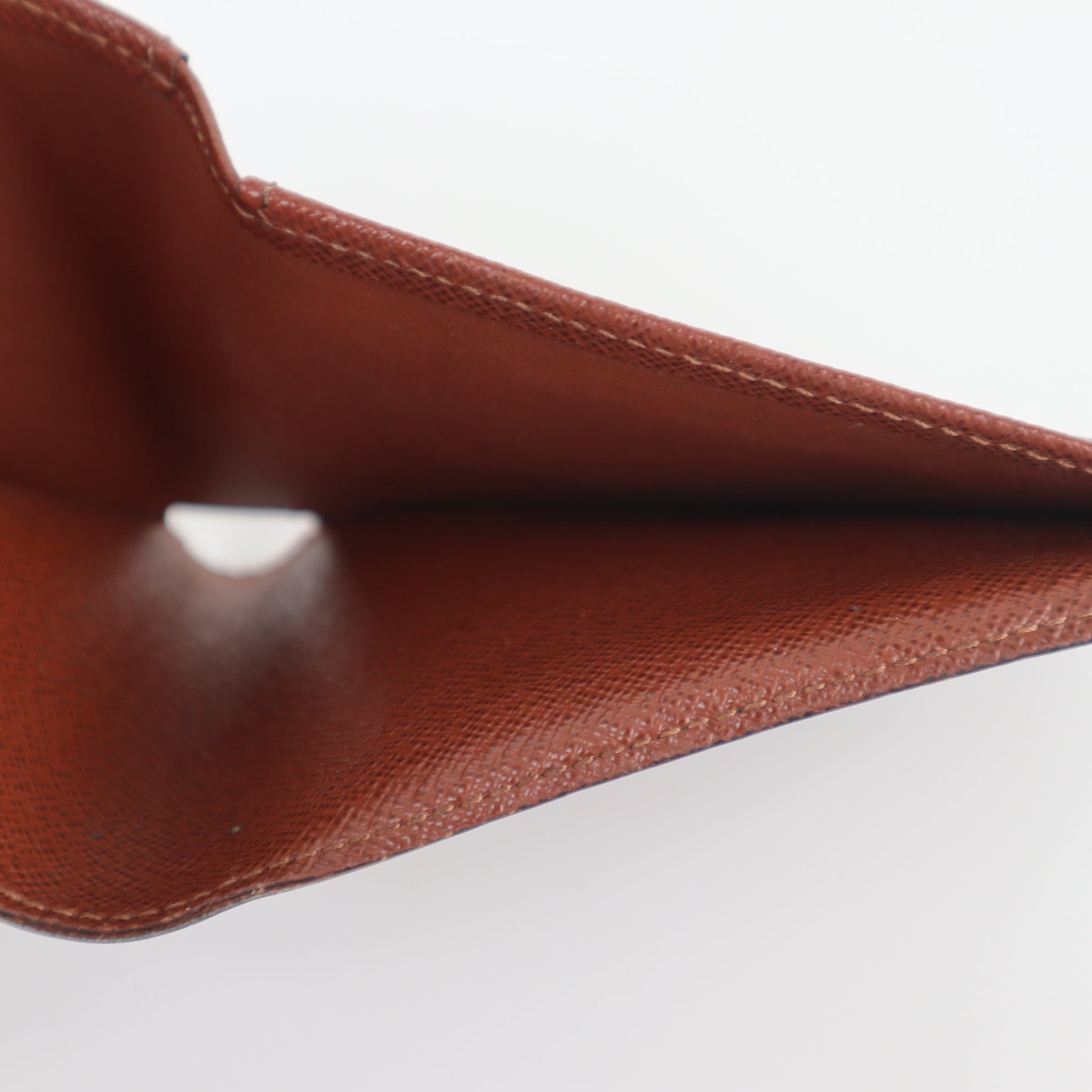 C1939 Louis Vuitton Wallet Monogram Billfold with 9 Credit Card Slots Wallet | Pre-Owned Very Good Red Monogram Canvas