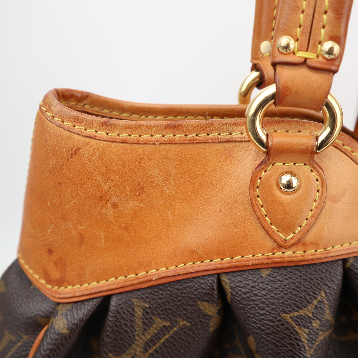 C2845 Louis Vuitton Shoulder Bag Boétie MM | Pre-Owned Very Good Brown Monogram coated canvas, leather trim