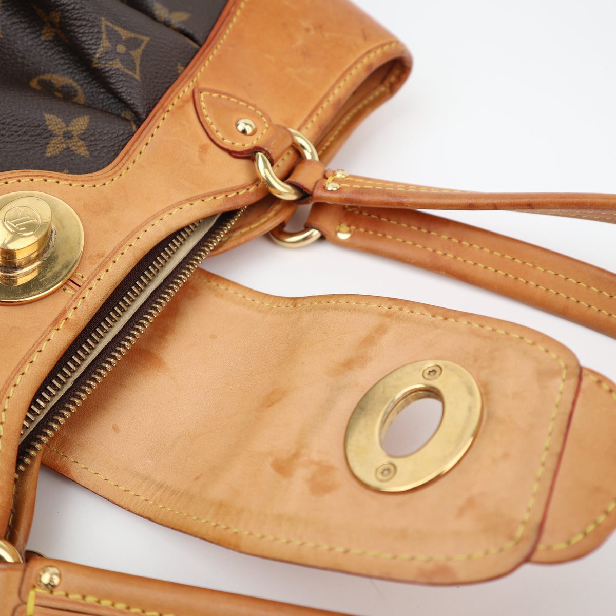 C2845 Louis Vuitton Shoulder Bag Boétie MM | Pre-Owned Very Good Brown Monogram coated canvas, leather trim
