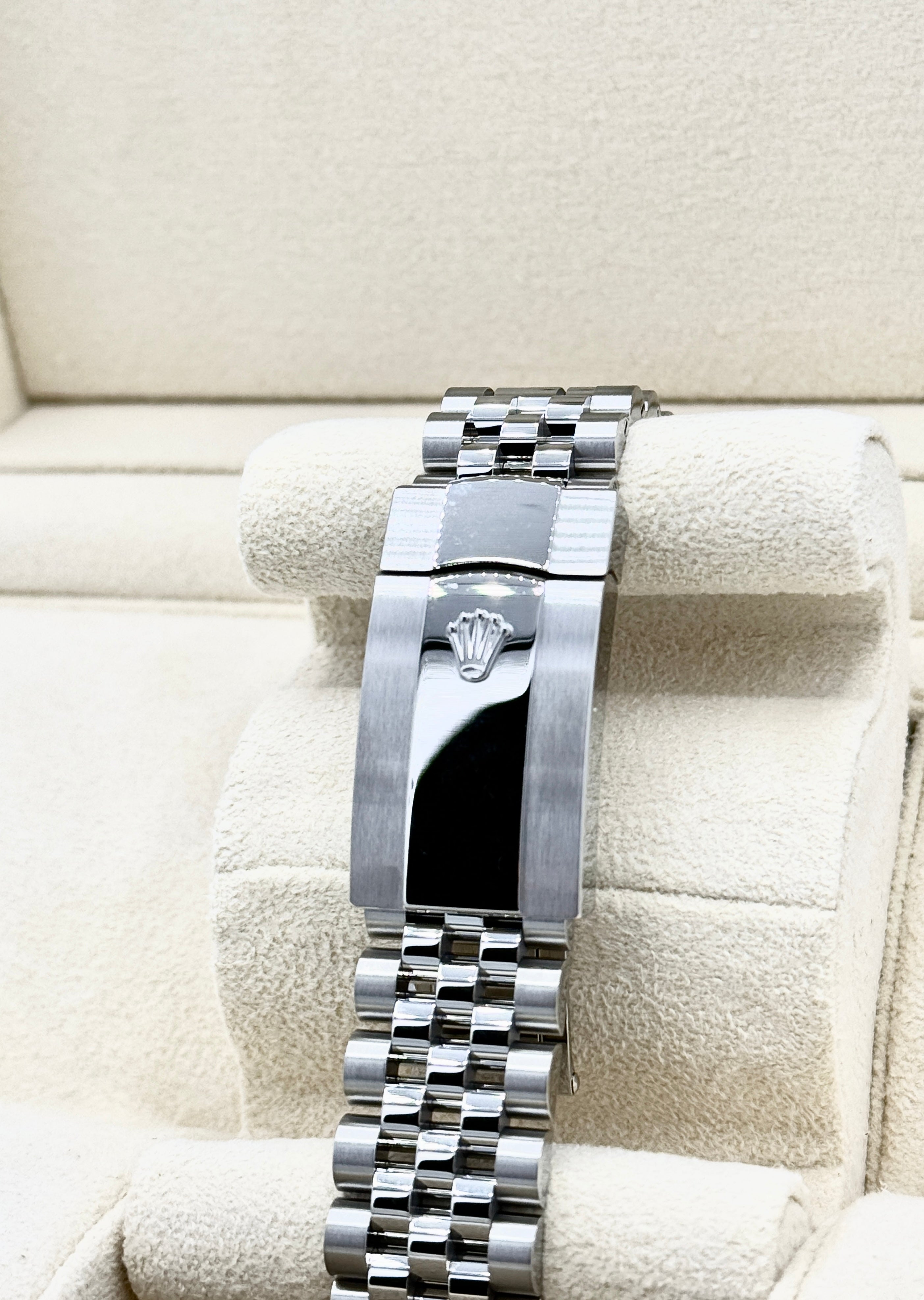 Rolex Datejust Black 41mm 126334