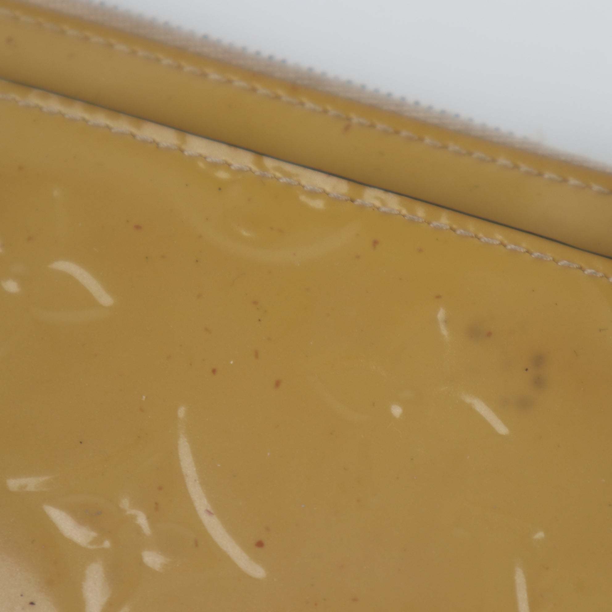 C1943# Louis Vuitton Coin Purse Vernis Pochette Cles Coin Purse Wallet | Pre-Owned Very Good Leather, Patent leather