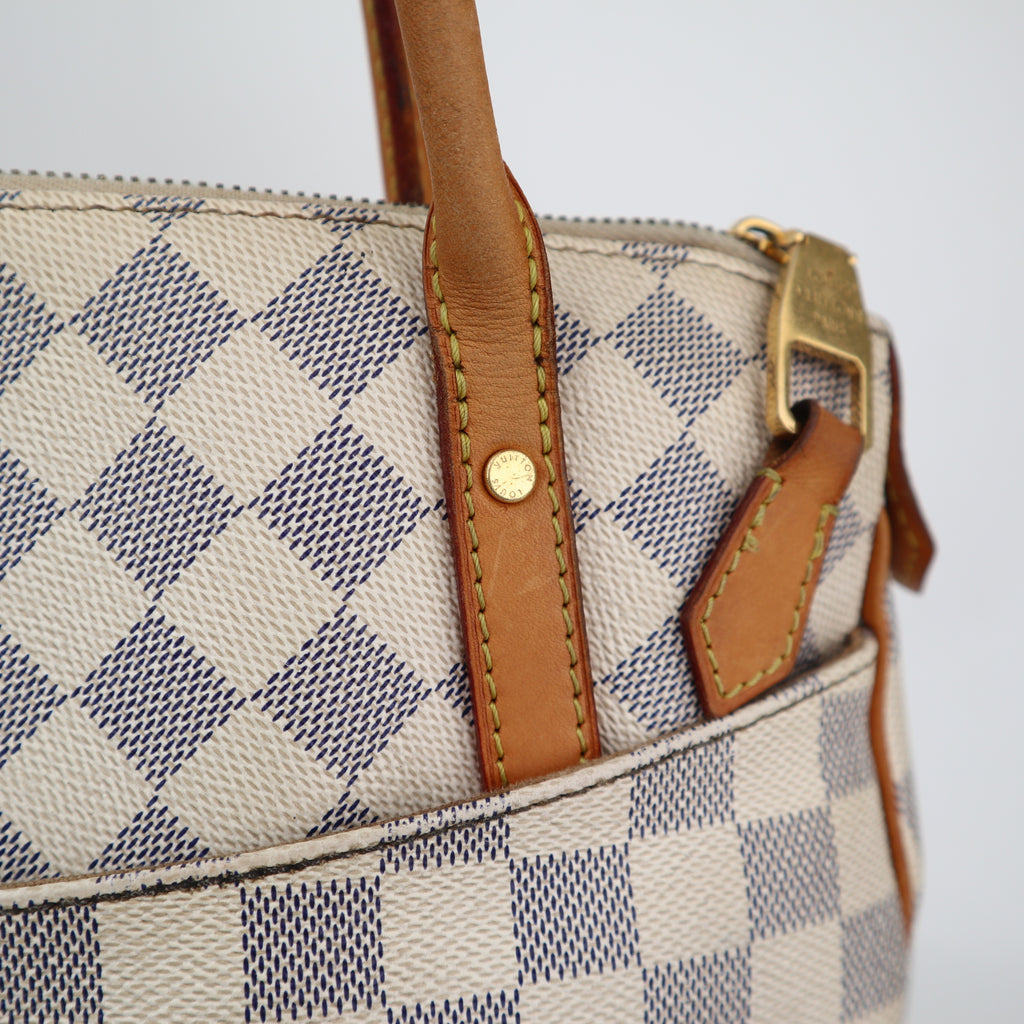 C2850 Louis Vuitton Shoulder Bag Figheri GM | Pre-Owned Very Good White / Blue Damier Azur coated canvas, leather trim
