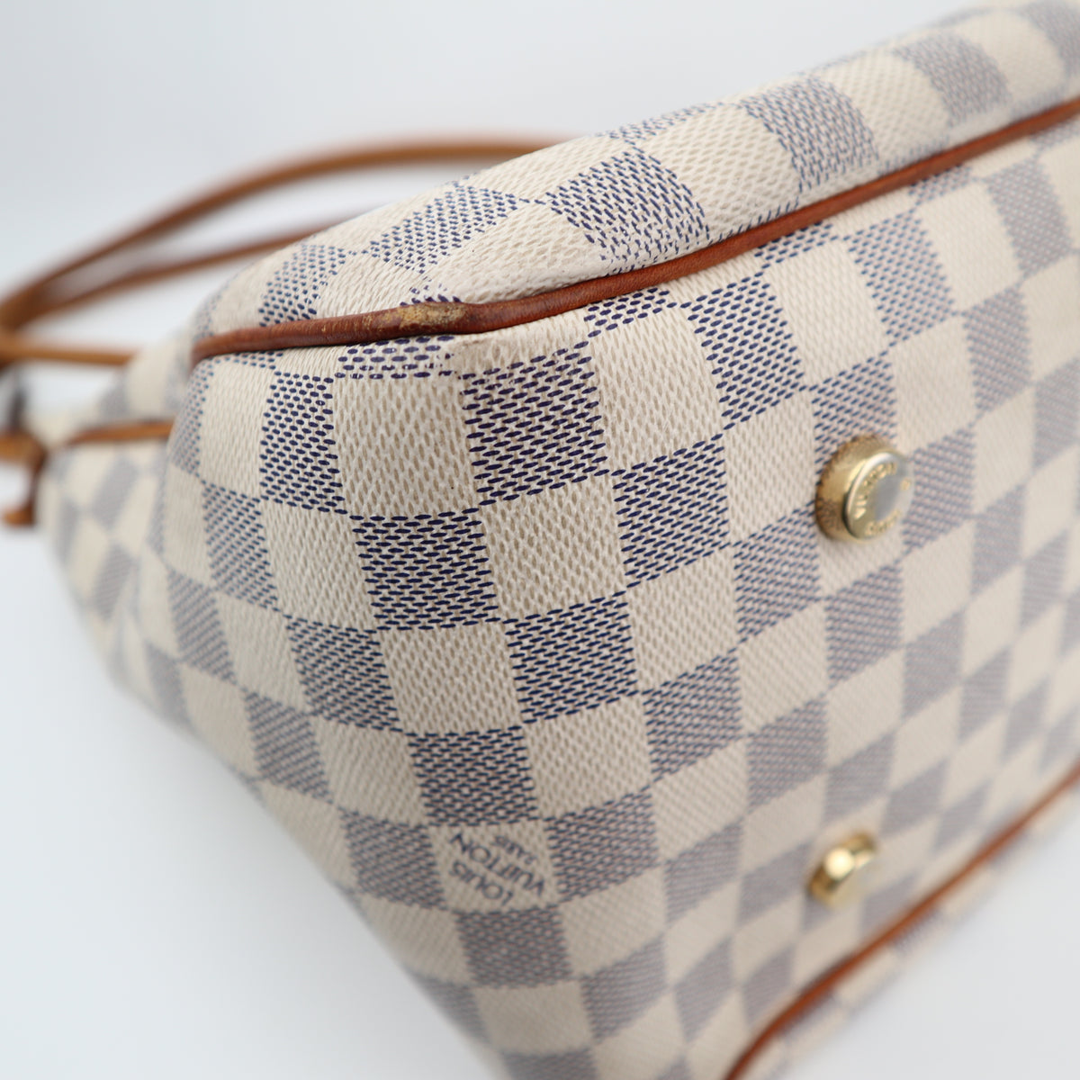 C2850 Louis Vuitton Shoulder Bag Figheri GM | Pre-Owned Very Good White / Blue Damier Azur coated canvas, leather trim