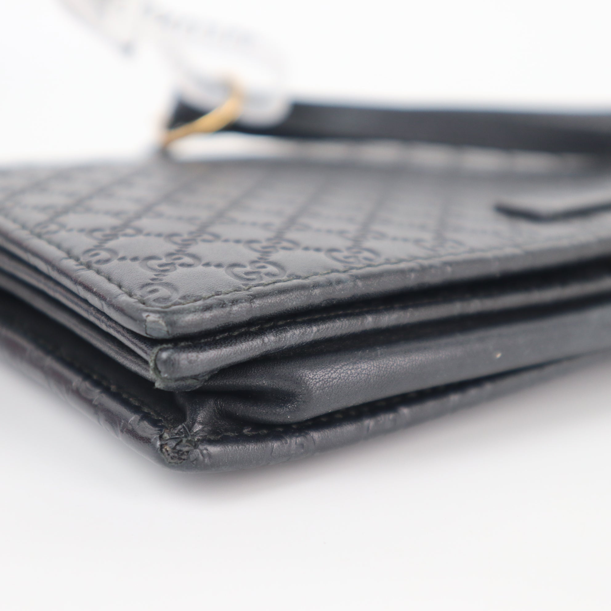 C1950 Gucci Wallet GG Micro Leather Crossbody Wallet Black | Pre-Owned Very Good Black Leather