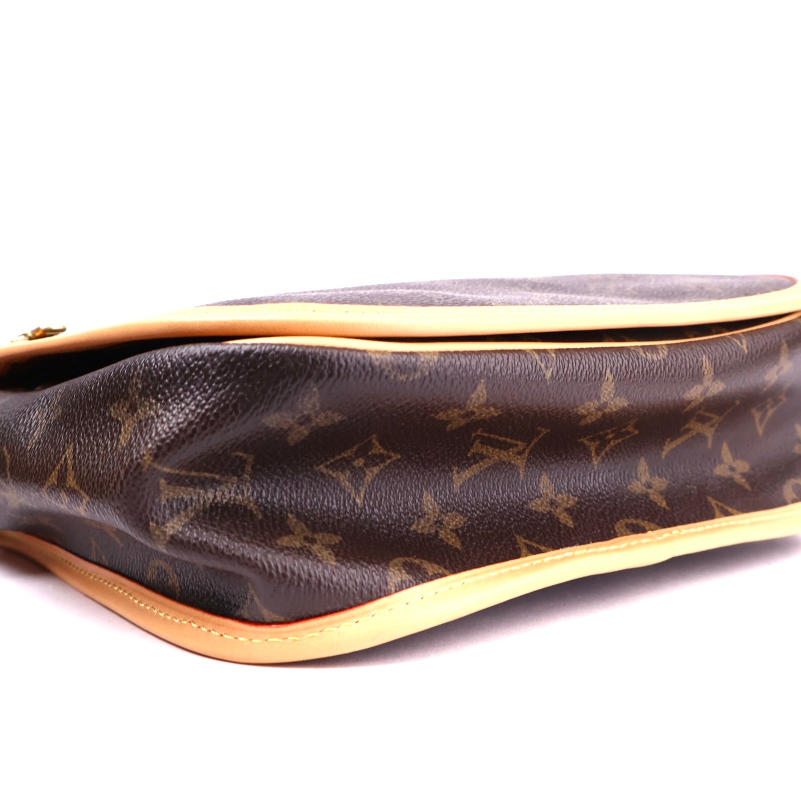 J3427 Louis Vuitton Bosphore PM Shoulder Bag- Pre Owned