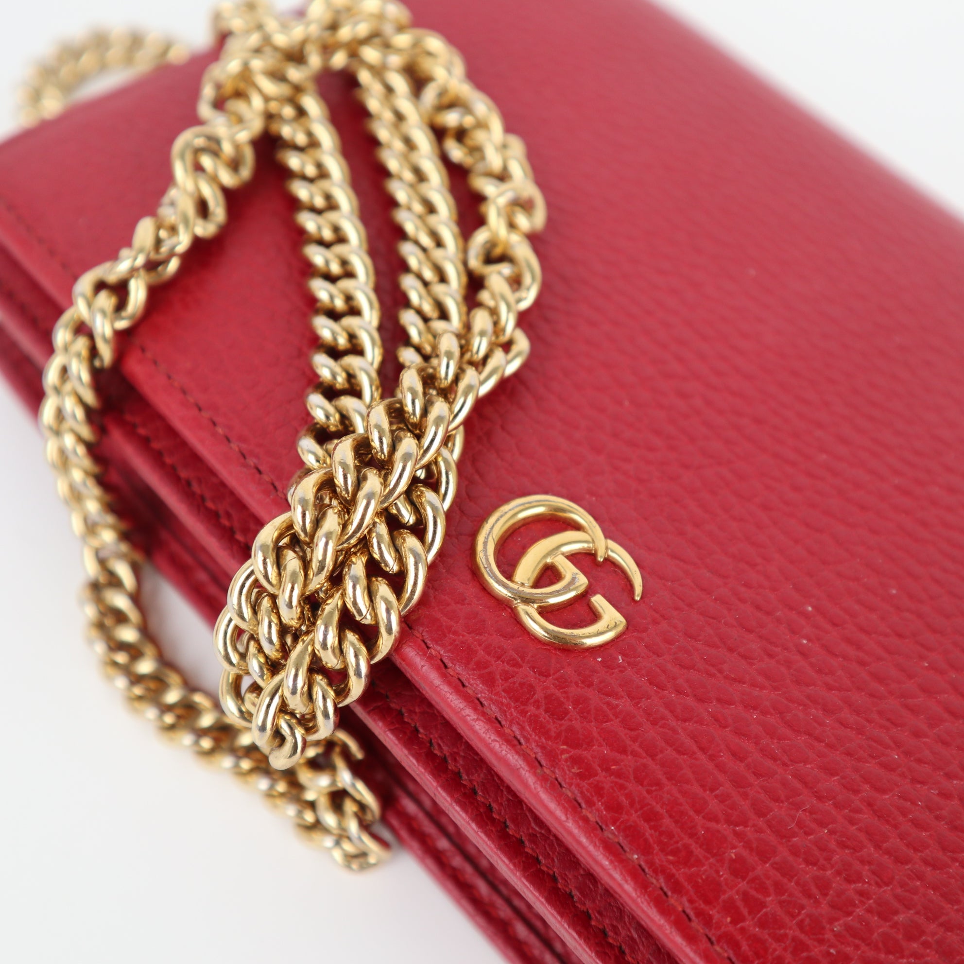 C1951 Gucci Wallet on Chain GG Marmont wallet on chain in Rosso Ancora red | Pre-Owned Excellent Red GG