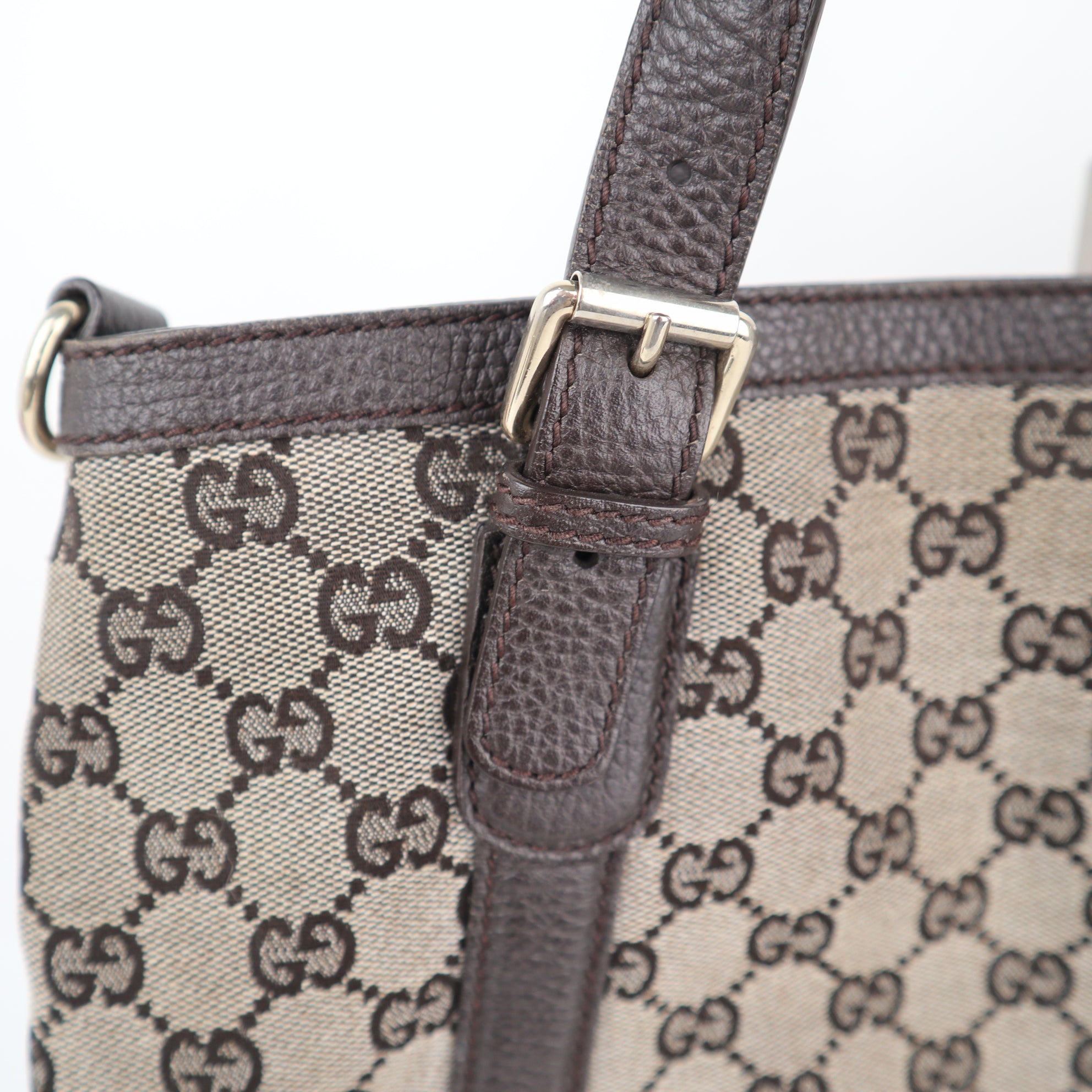 C1956 Gucci Tote Bag GG Supreme Messenger | Pre-Owned Excellent Canvas GG Supreme