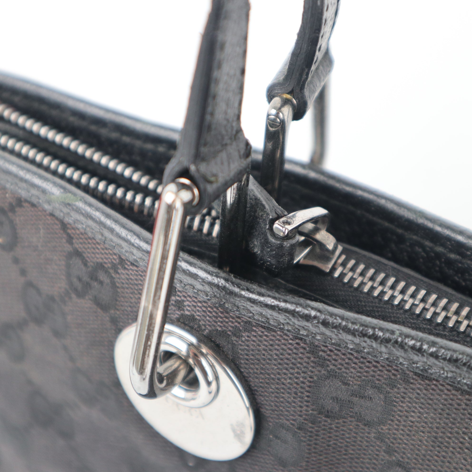C1963 Gucci Shoulder Bag GG Eclipse | Pre-Owned Excellent Canvas GG Monogram