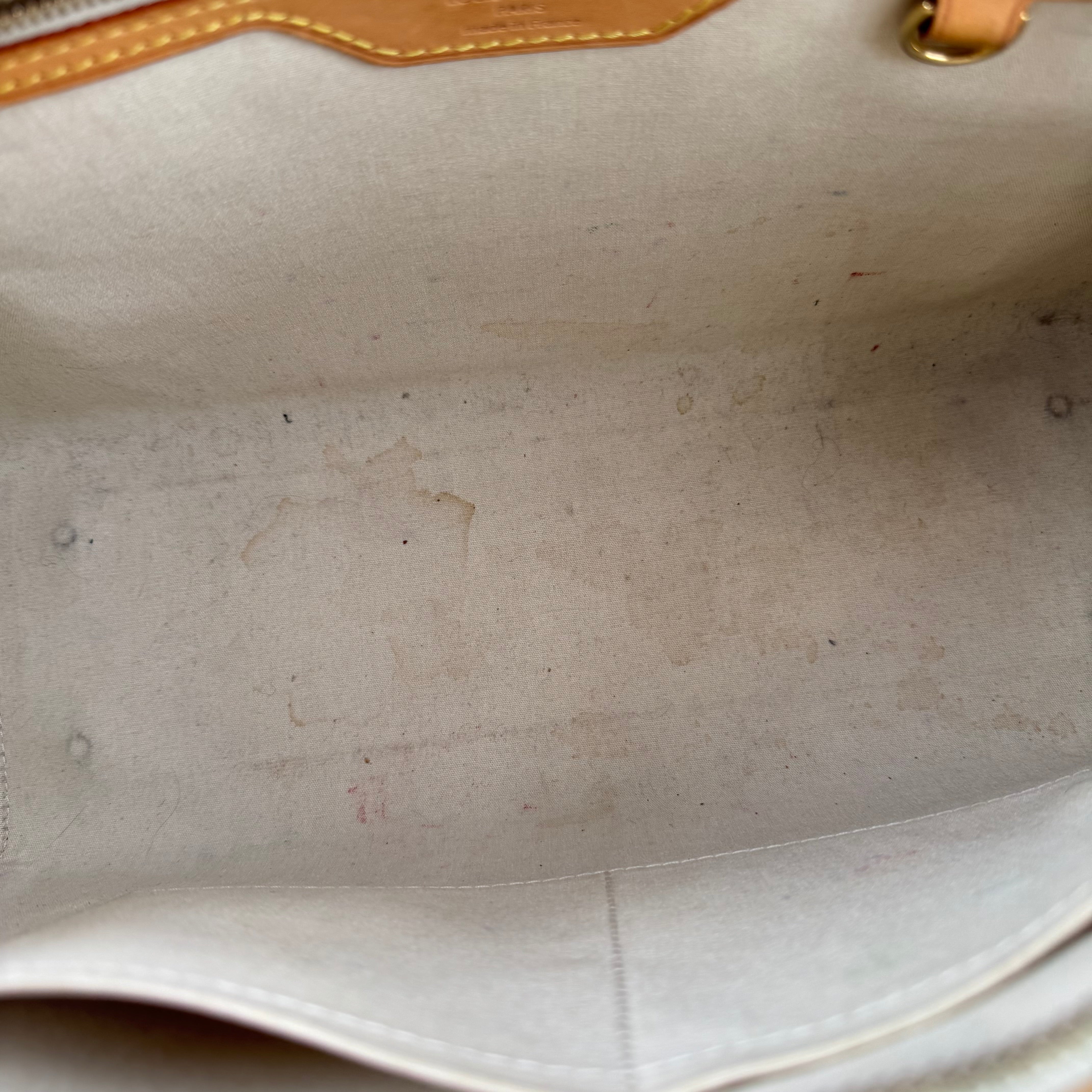 J3357 Louis Vuitton Monogram Vernis Brea MM Bag- Pre Owned
