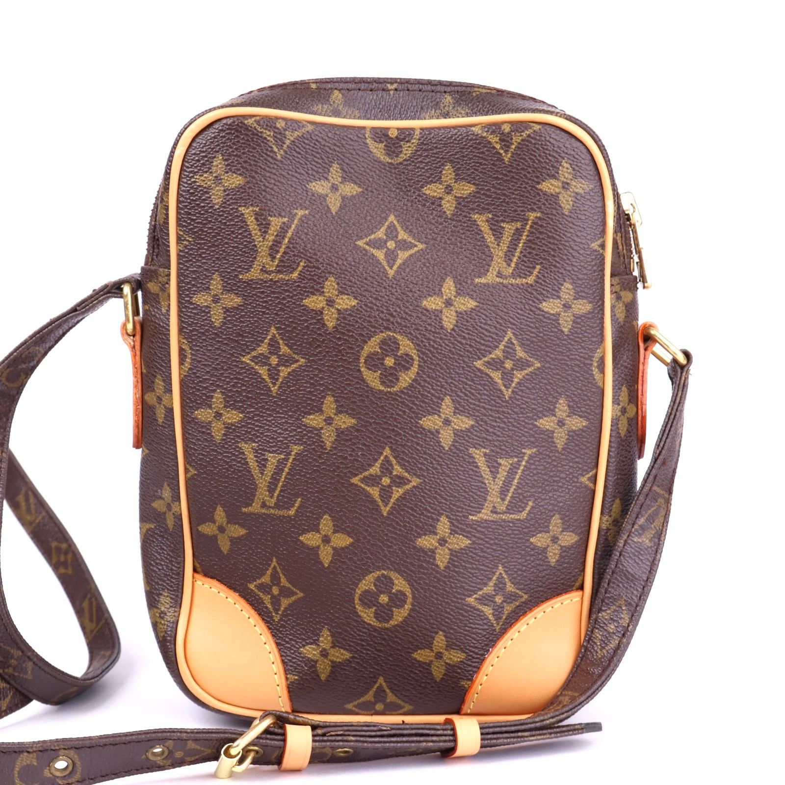 J3432 Louis Vuitton Amazone Monogram Canvas Brown- Pre Owned