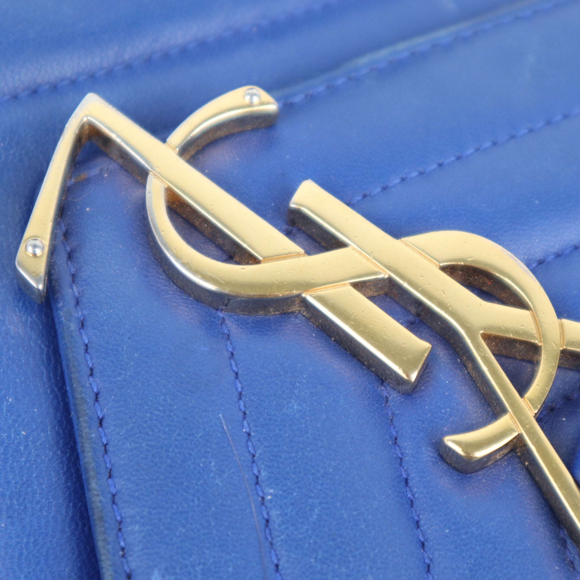 C1969 Saint Laurent Crossbody Bag Envelope Medium | Pre-Owned Very Good Blue