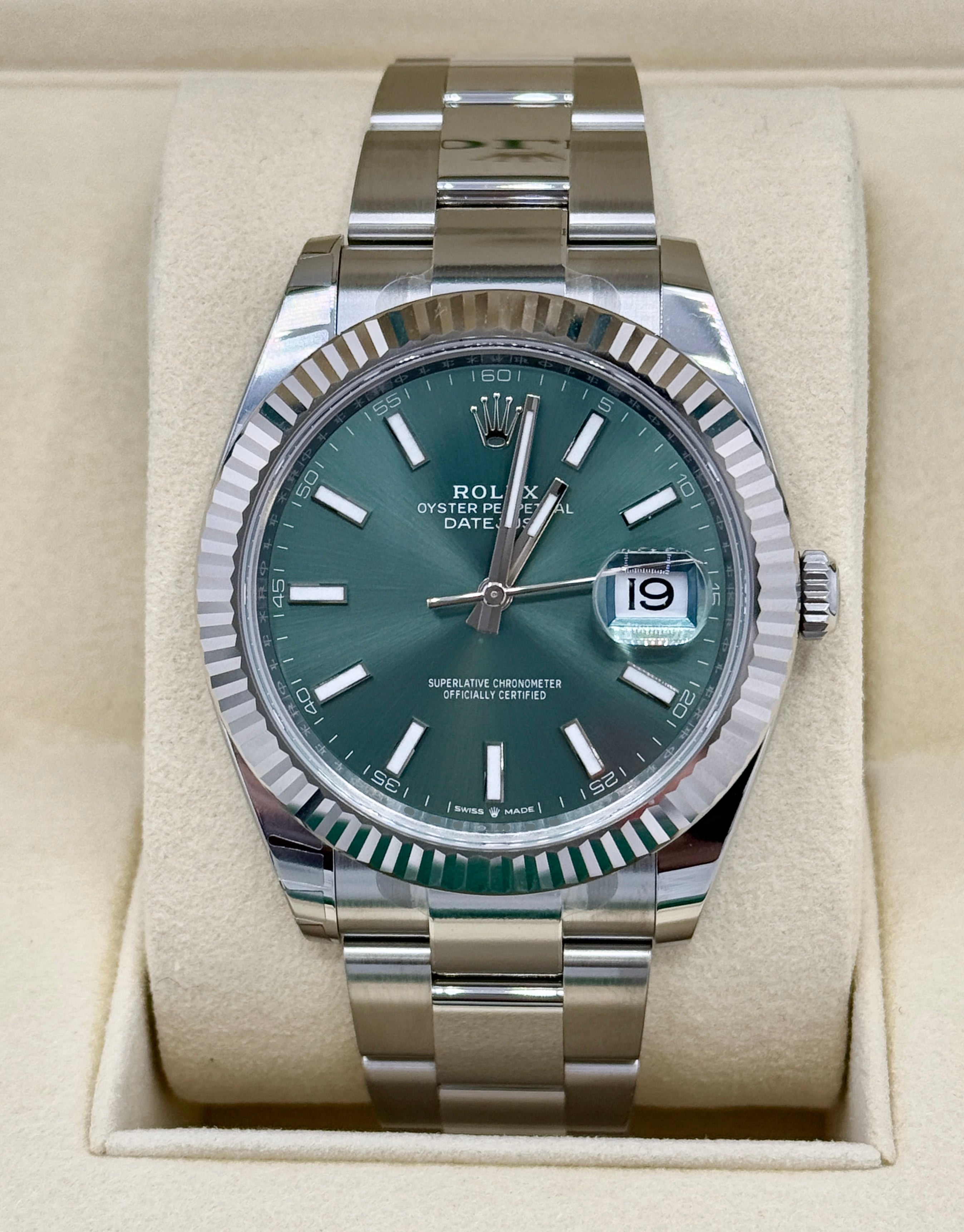Rolex Datejust Mint Green Index 41mm 126334