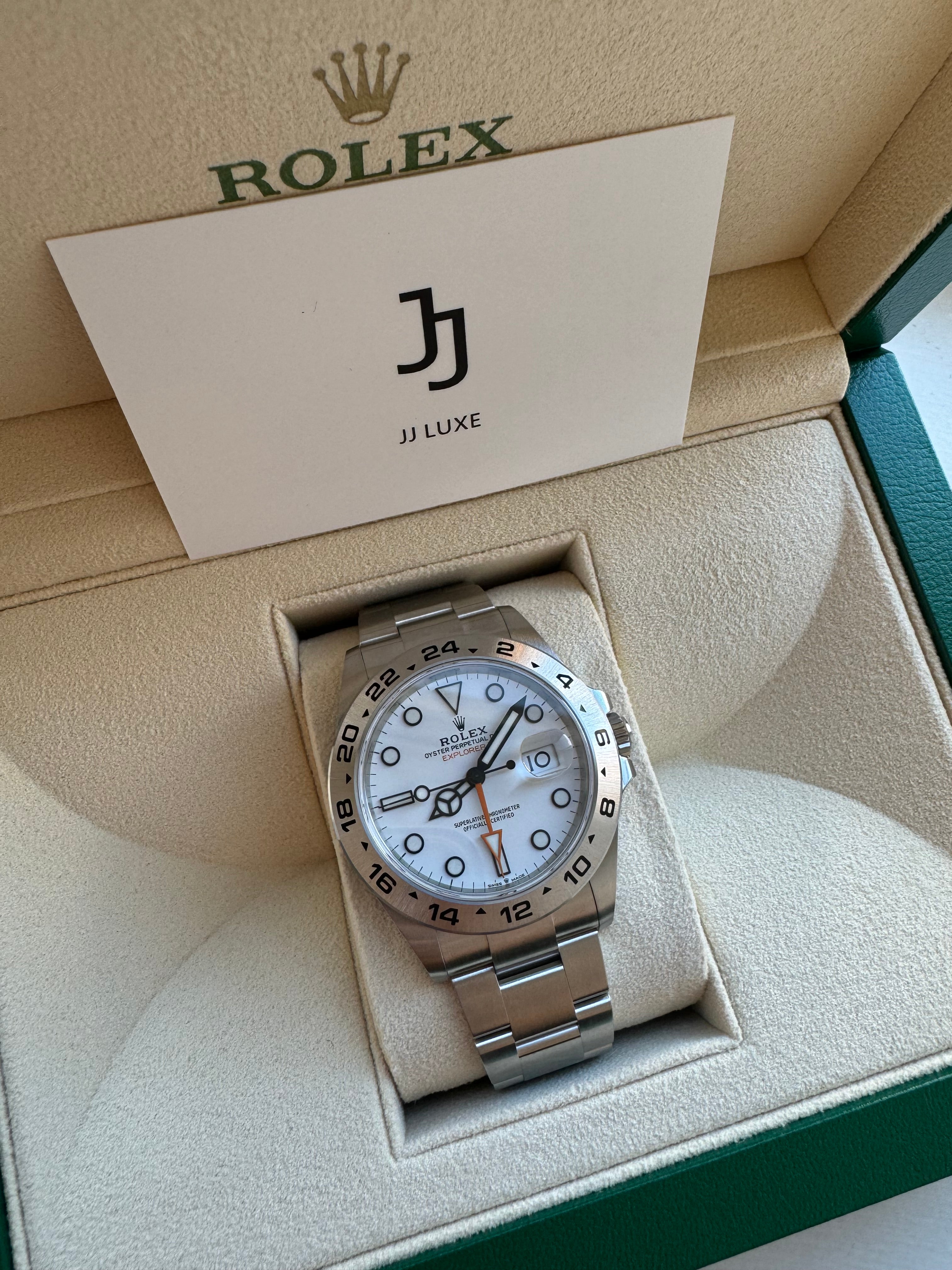 Rolex Explorer II Polar 42mm 226570