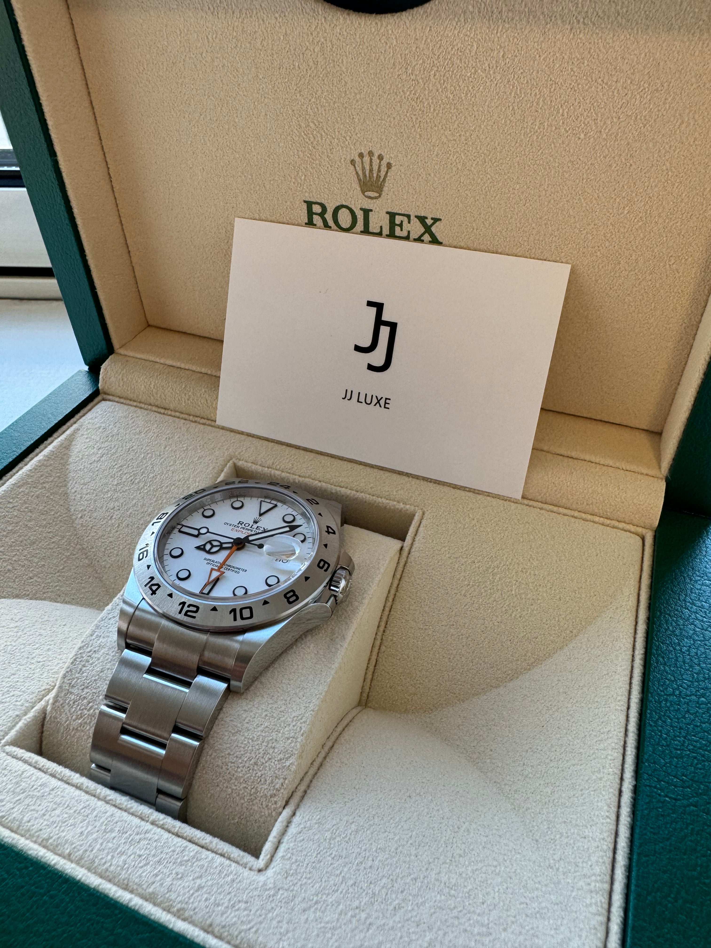 Rolex Explorer II Polar 42mm 226570