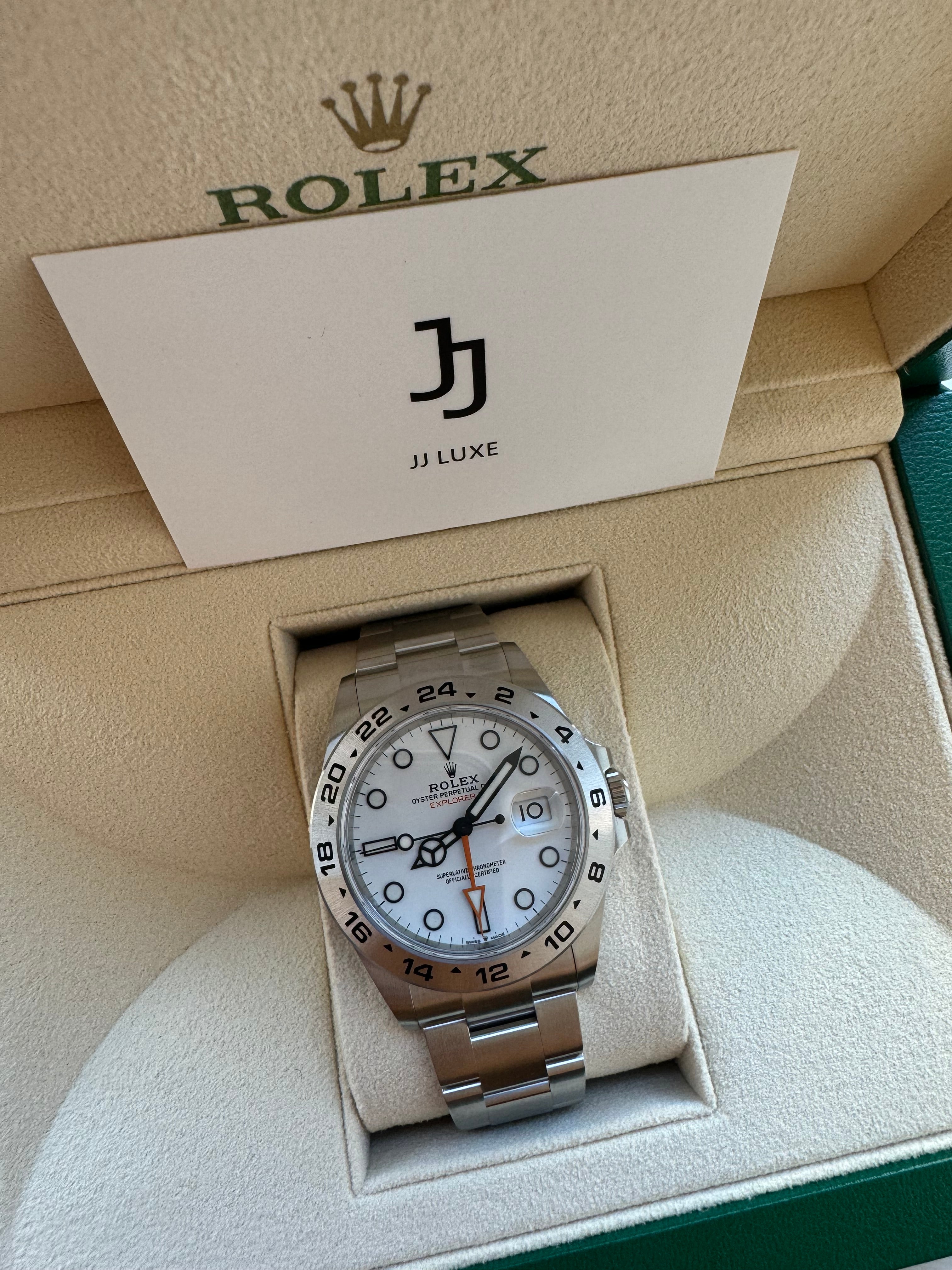 Rolex Explorer II Polar 42mm 226570