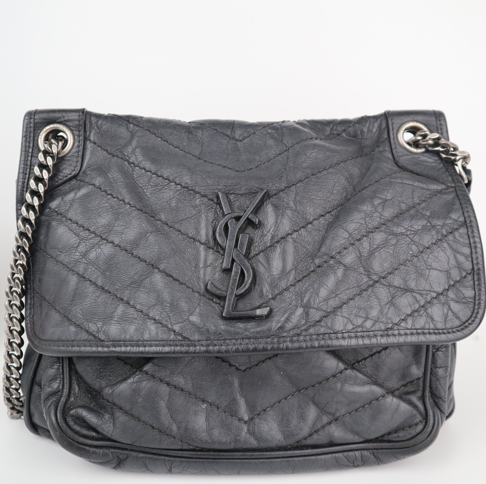 C1970 Saint Laurent Crossbody Bag Niki Medium | Pre-Owned Very Good Crinkled Leather