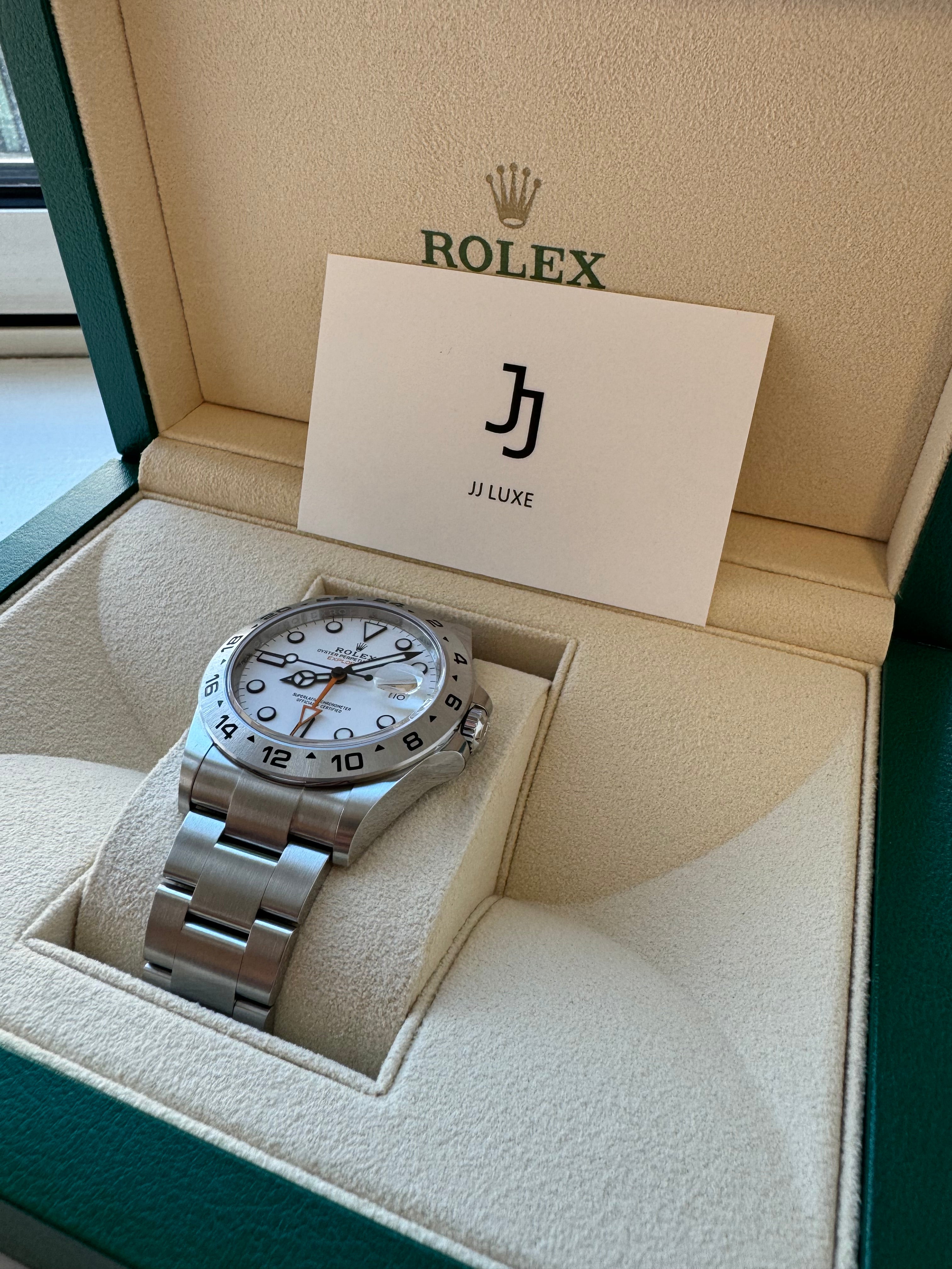 Rolex Explorer II Polar 42mm 226570