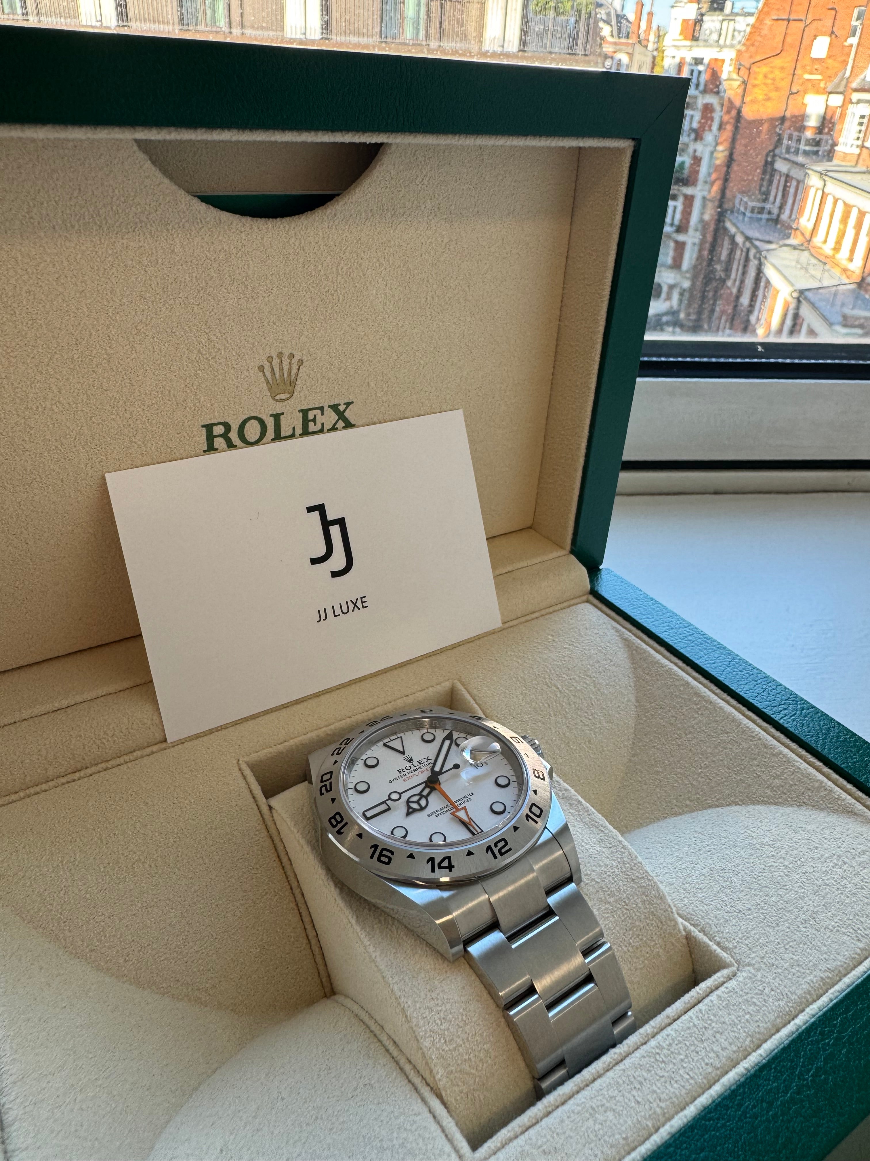Rolex Explorer II Polar 42mm 226570