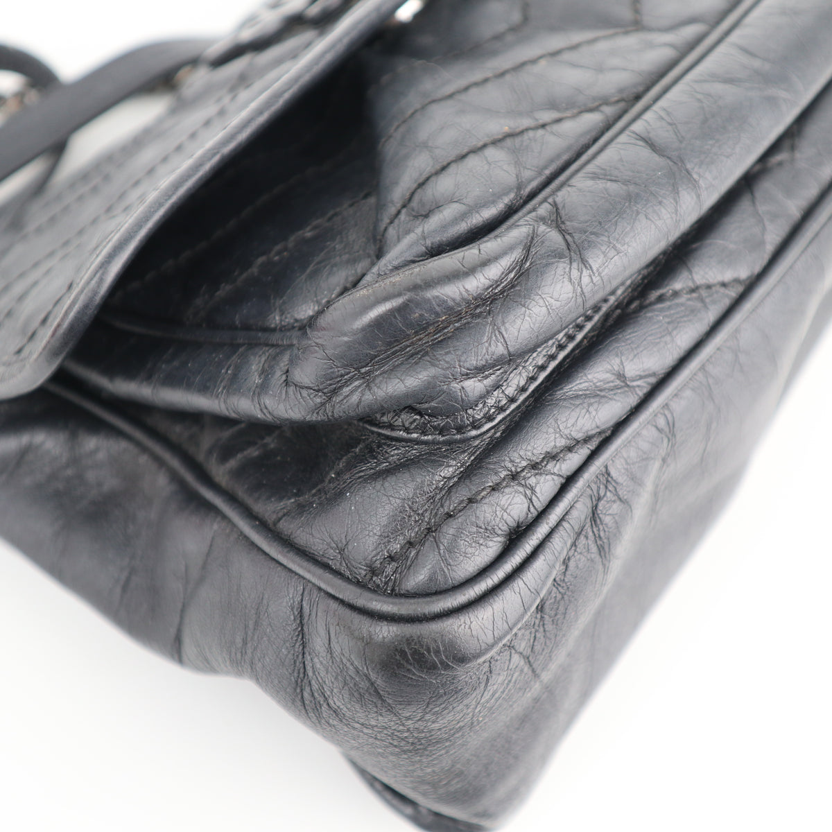 C1970 Saint Laurent Crossbody Bag Niki Medium | Pre-Owned Very Good Crinkled Leather
