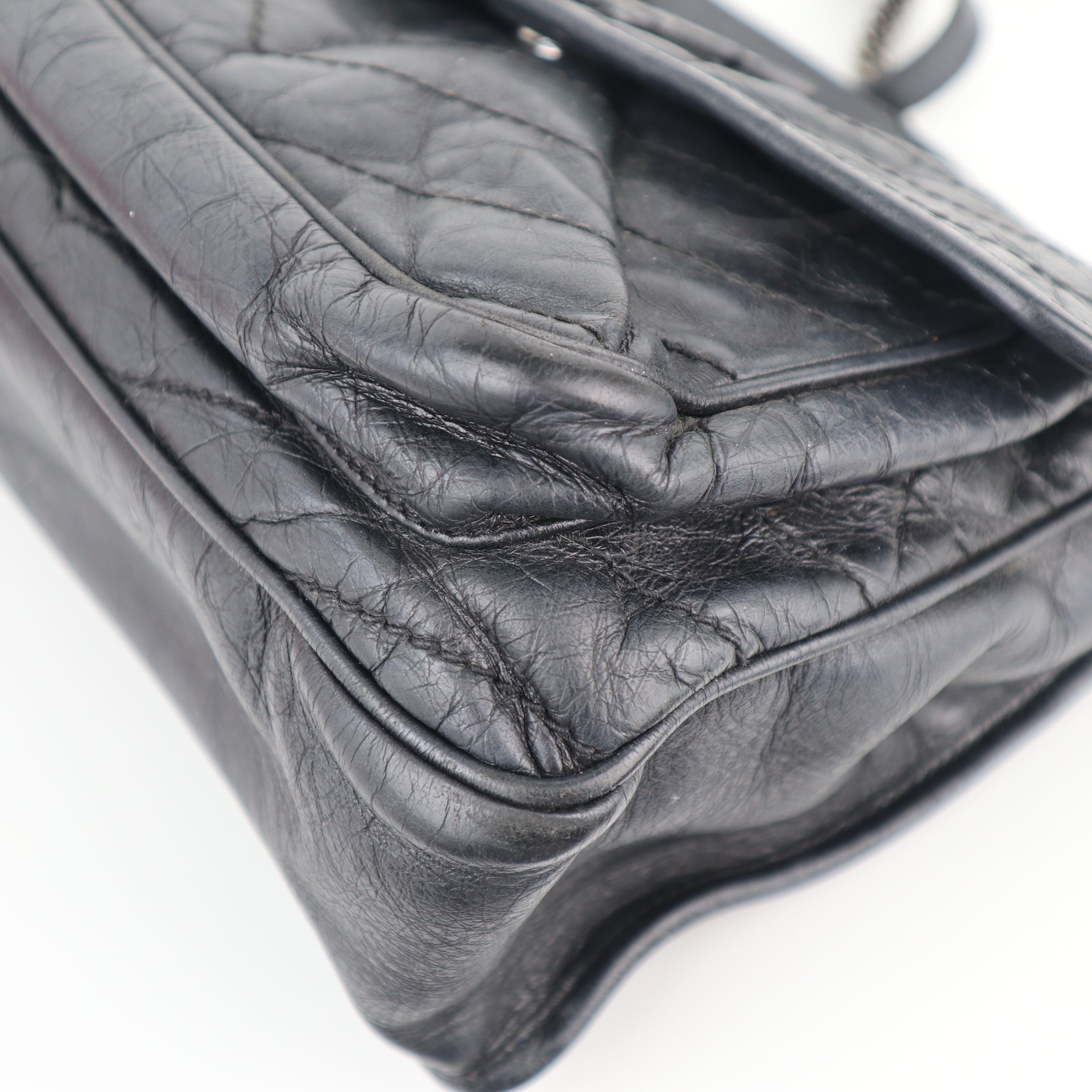 C1970 Saint Laurent Crossbody Bag Niki Medium | Pre-Owned Very Good Crinkled Leather
