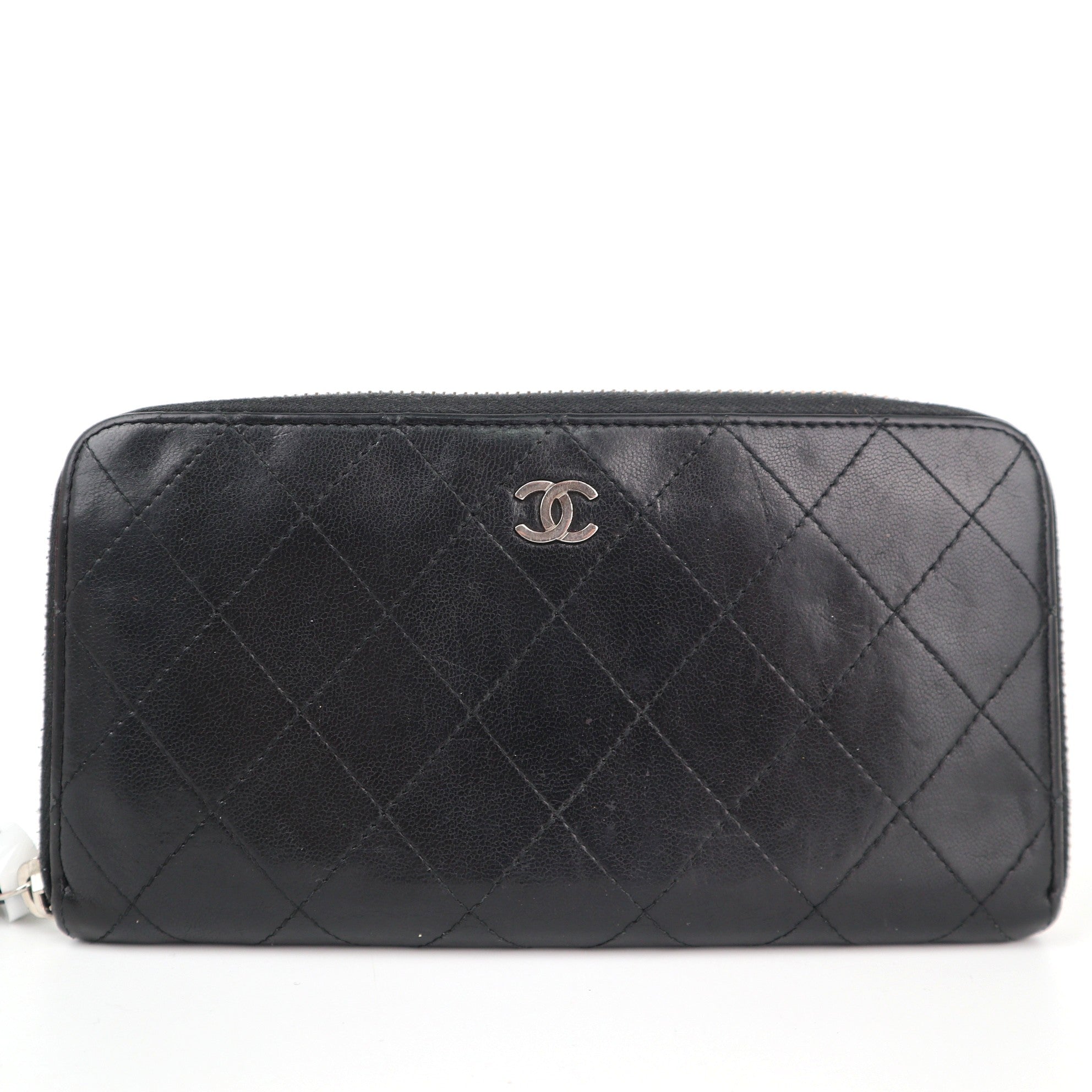 C1973 Chanel Wallet Classic Long Zipped | Pre-Owned Very Good